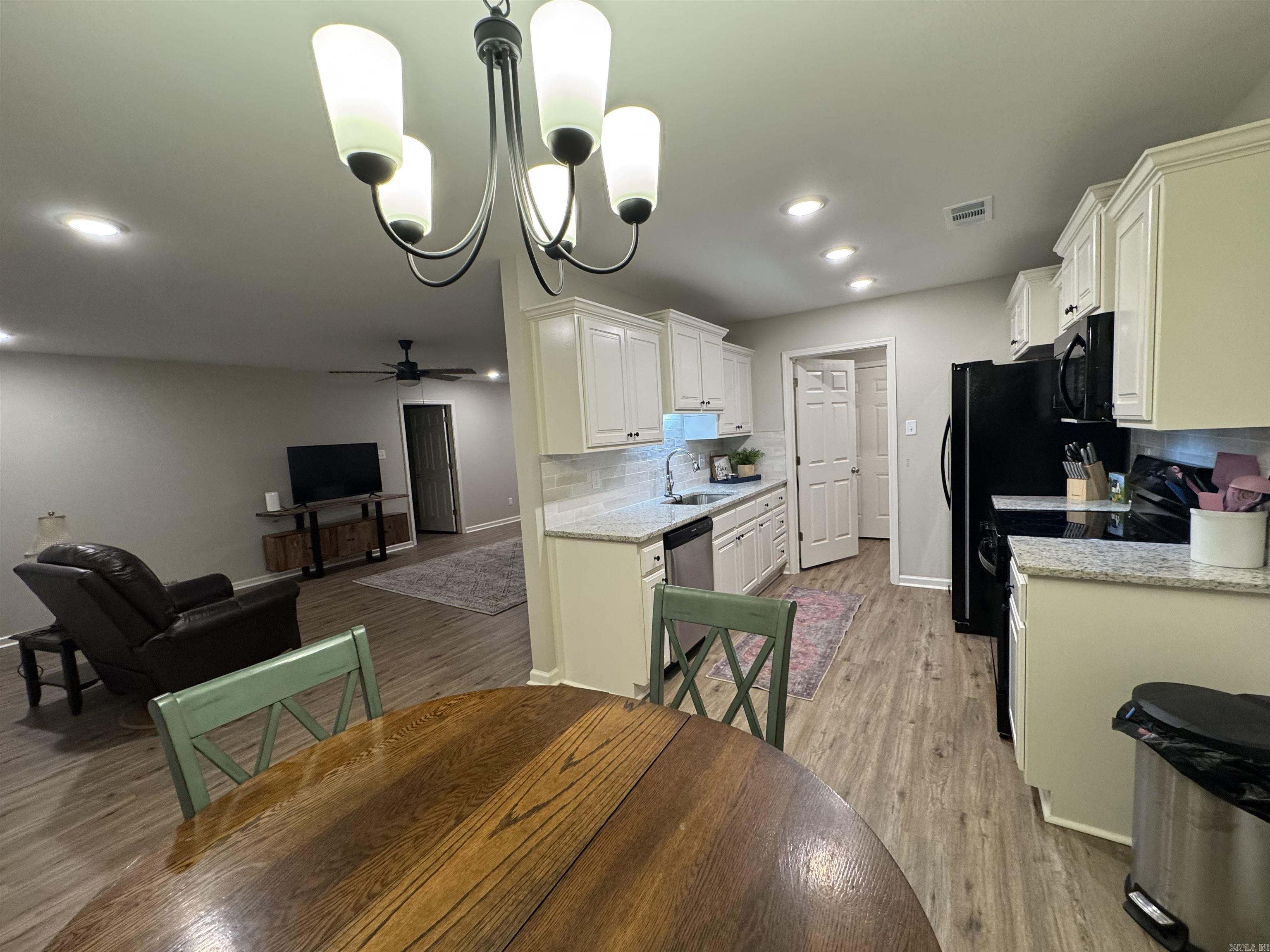 Indian Head Lakes Estates - Residential Lease