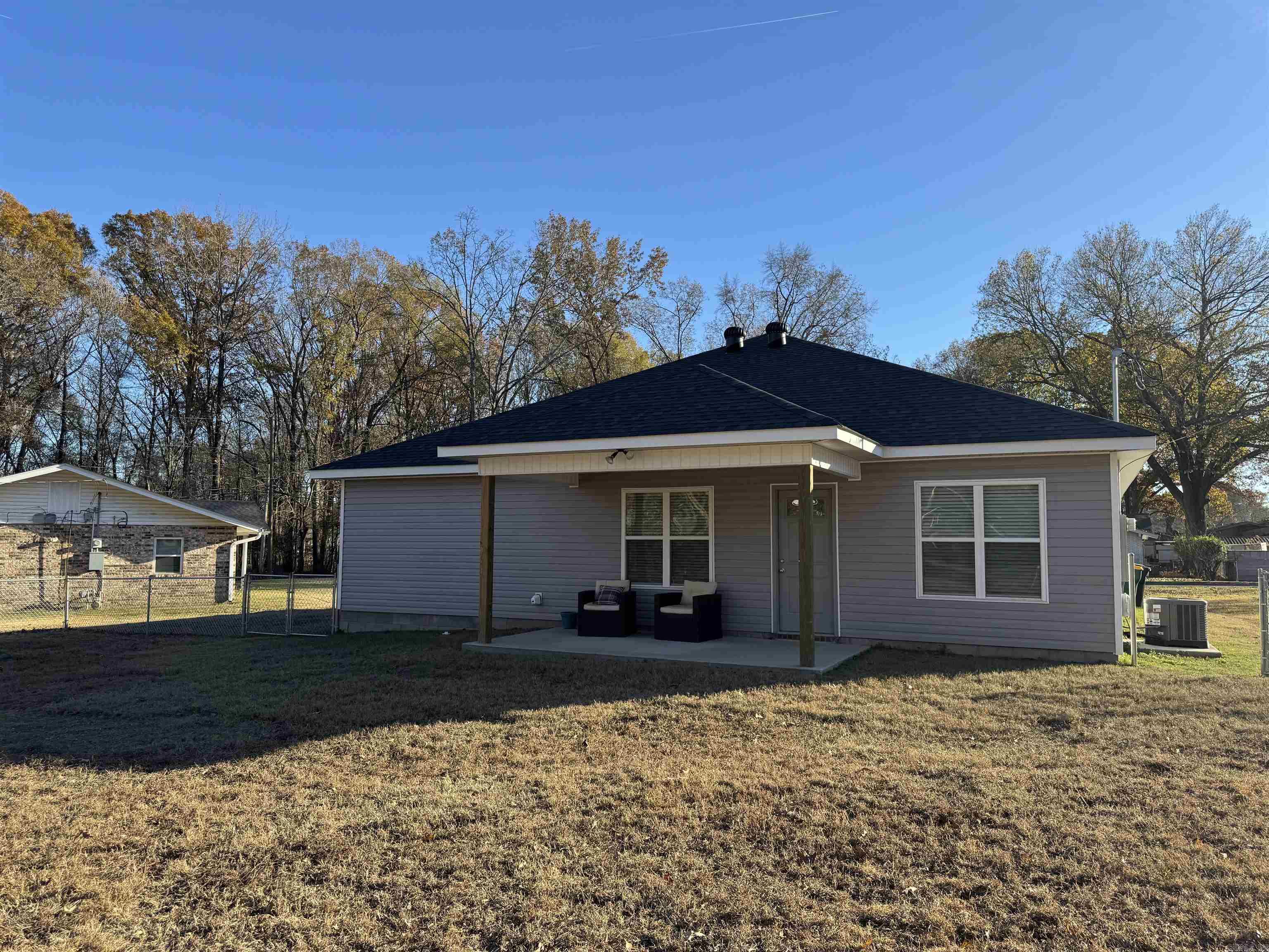 Indian Head Lakes Estates - Residential Lease