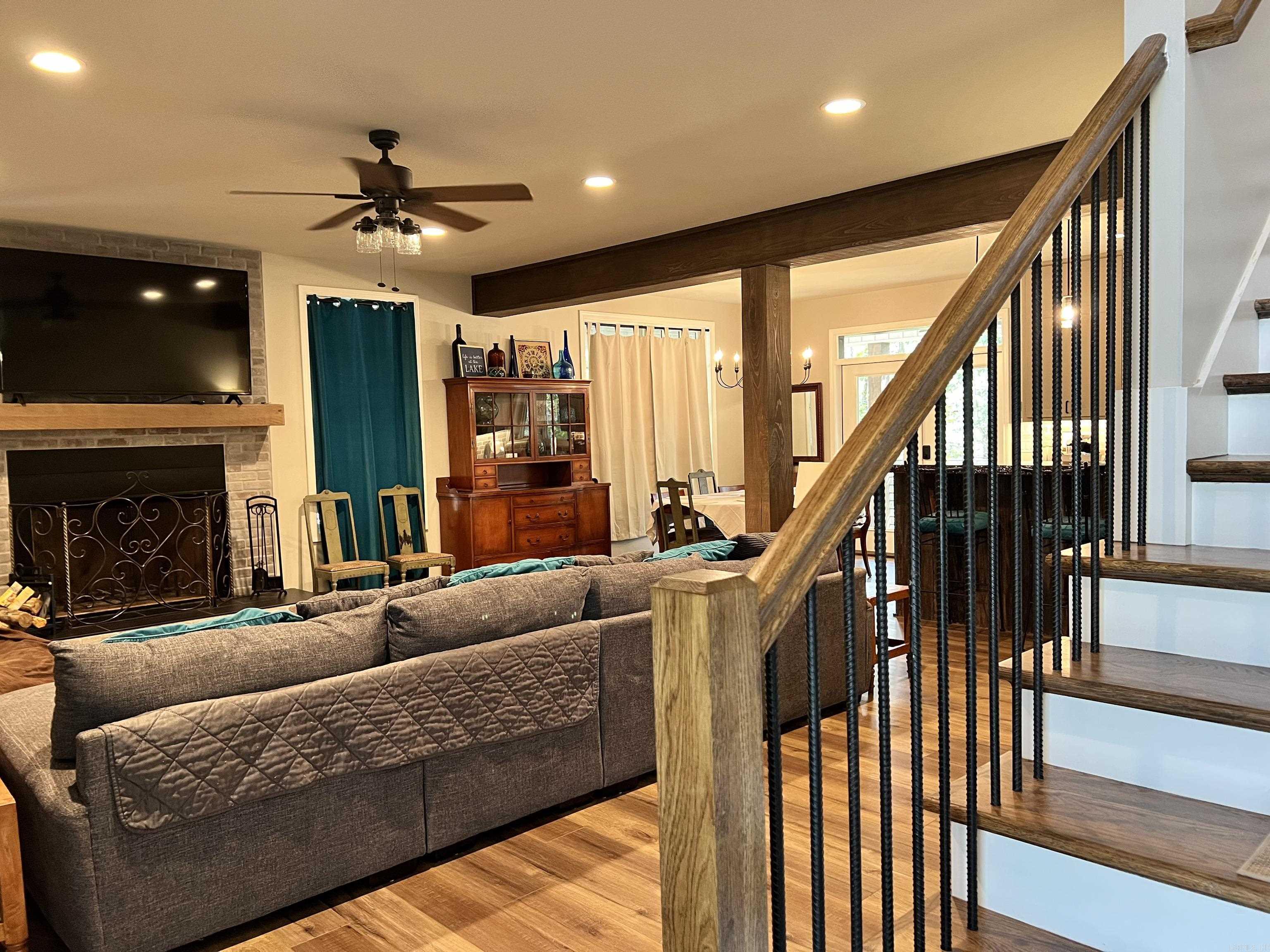 Raynors Ridge - Residential
