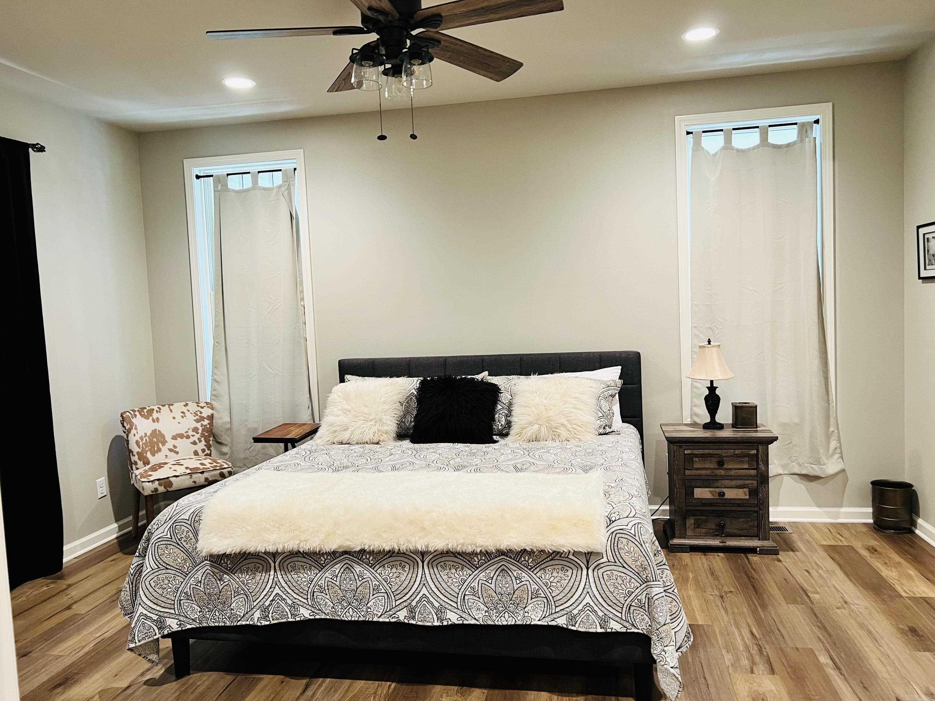 Raynors Ridge - Residential