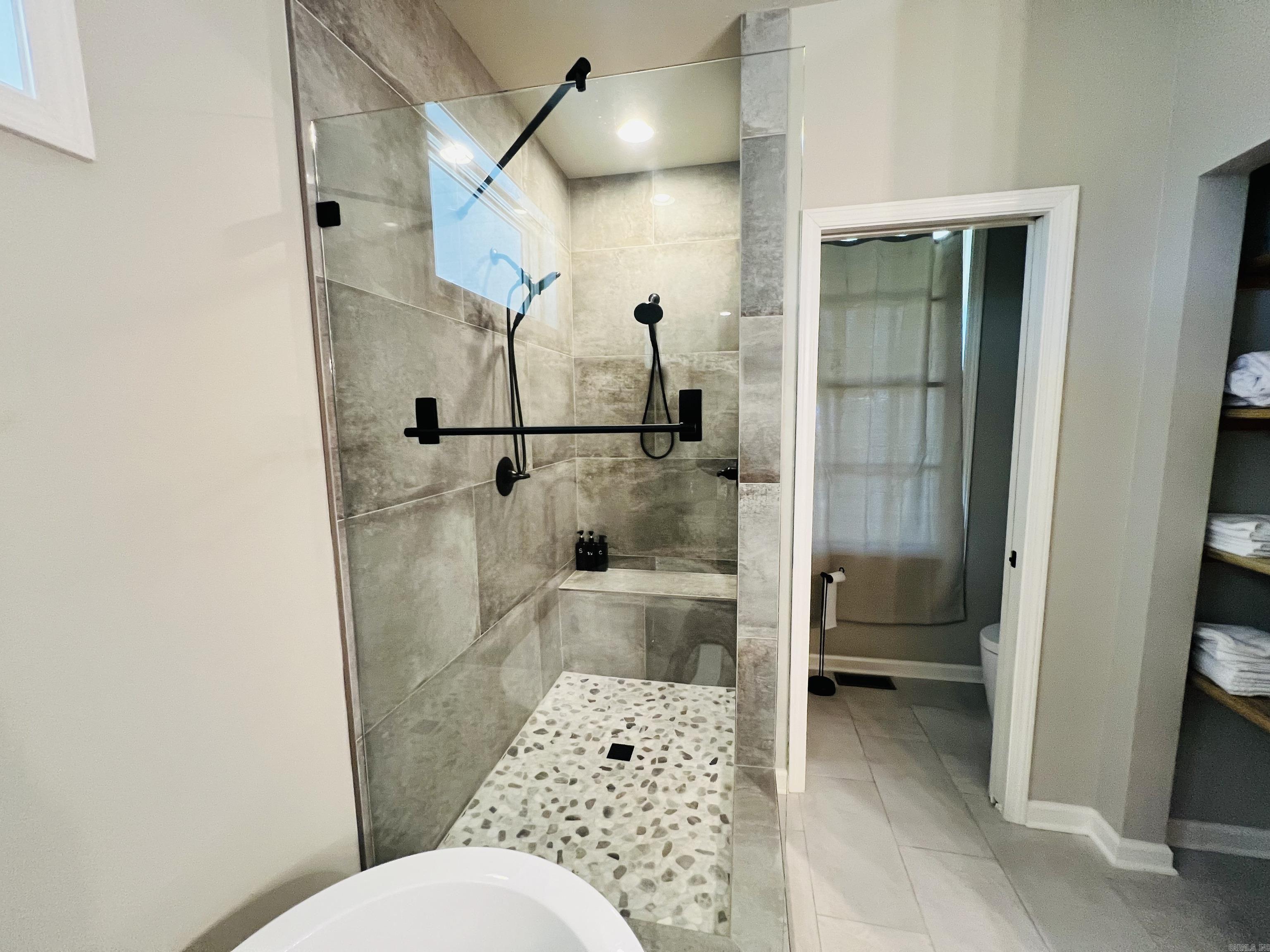 Raynors Ridge - Residential