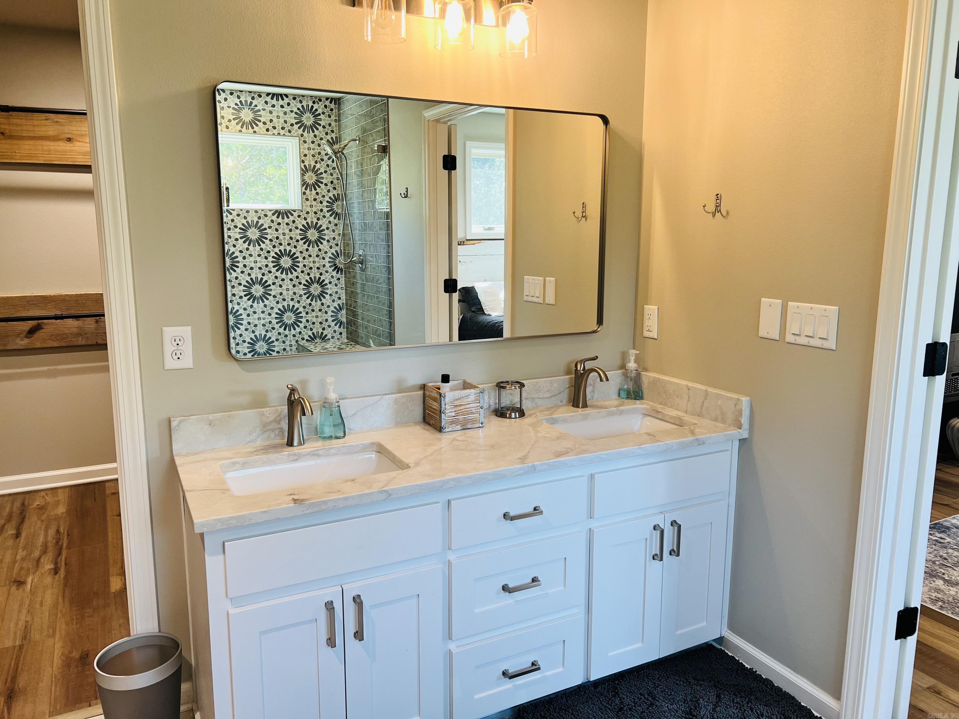 Raynors Ridge - Residential