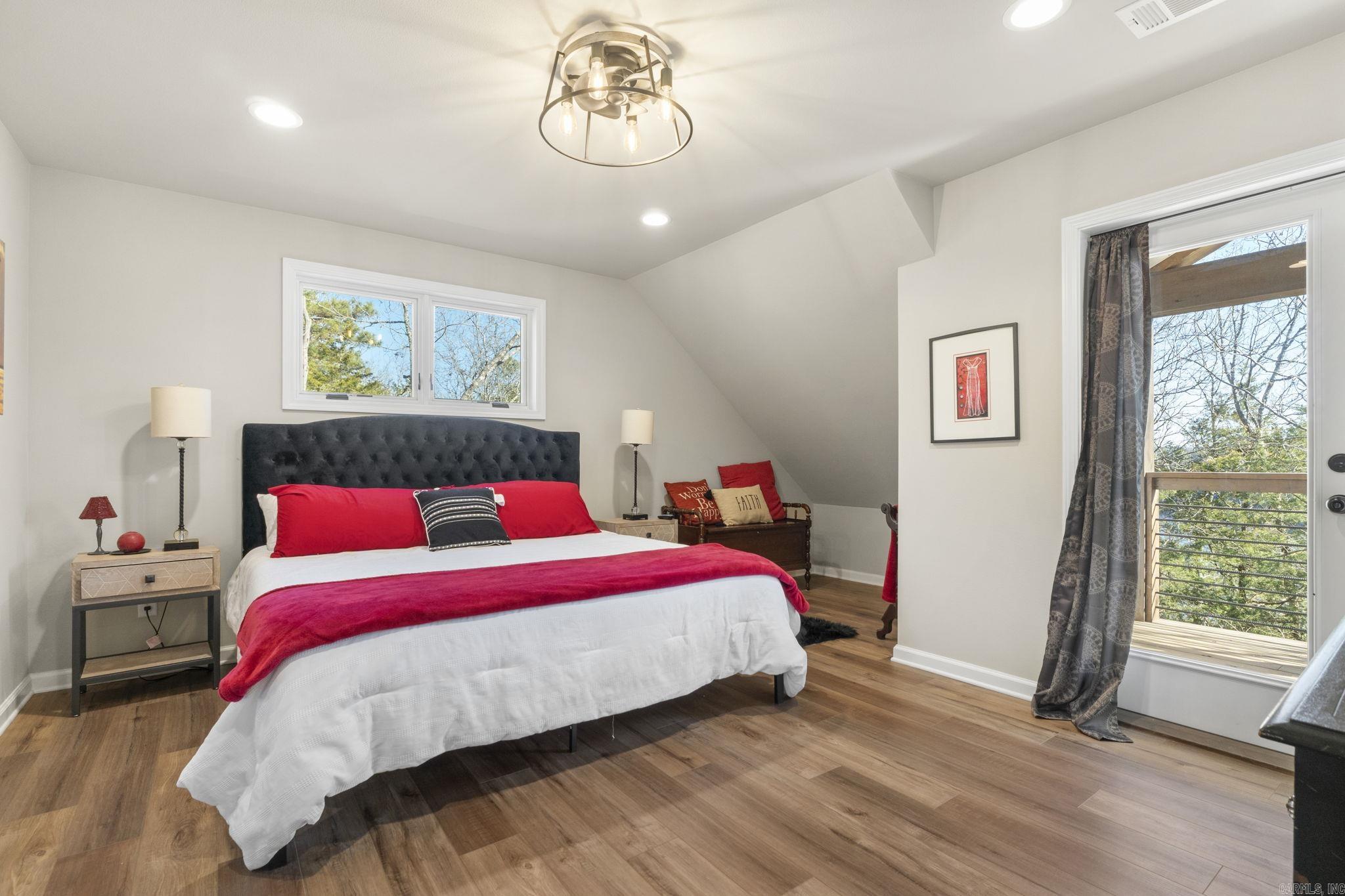 Raynors Ridge - Residential