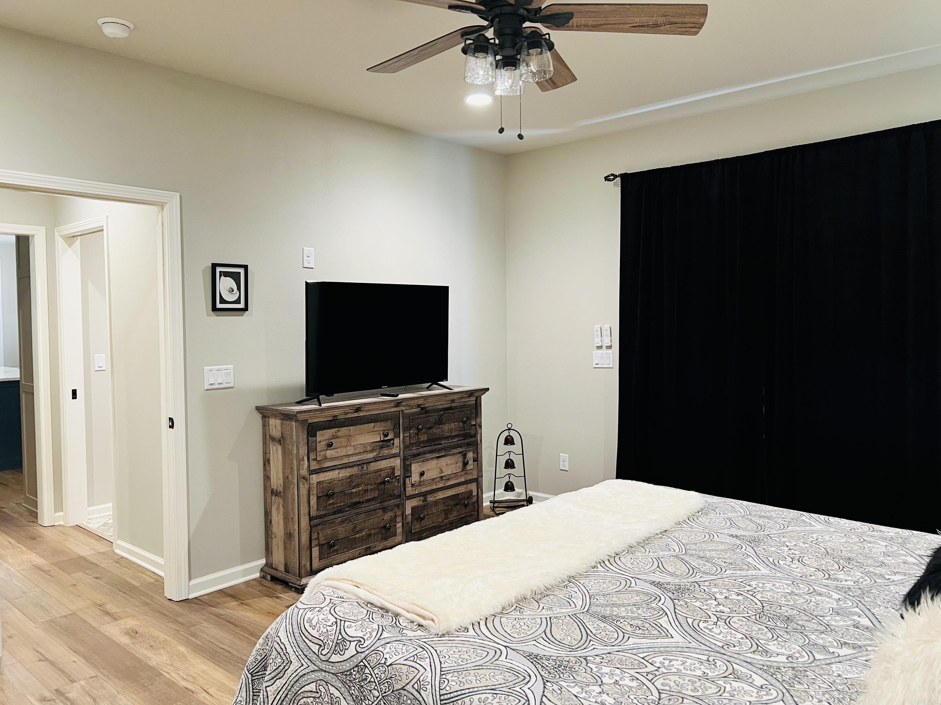 Raynors Ridge - Residential
