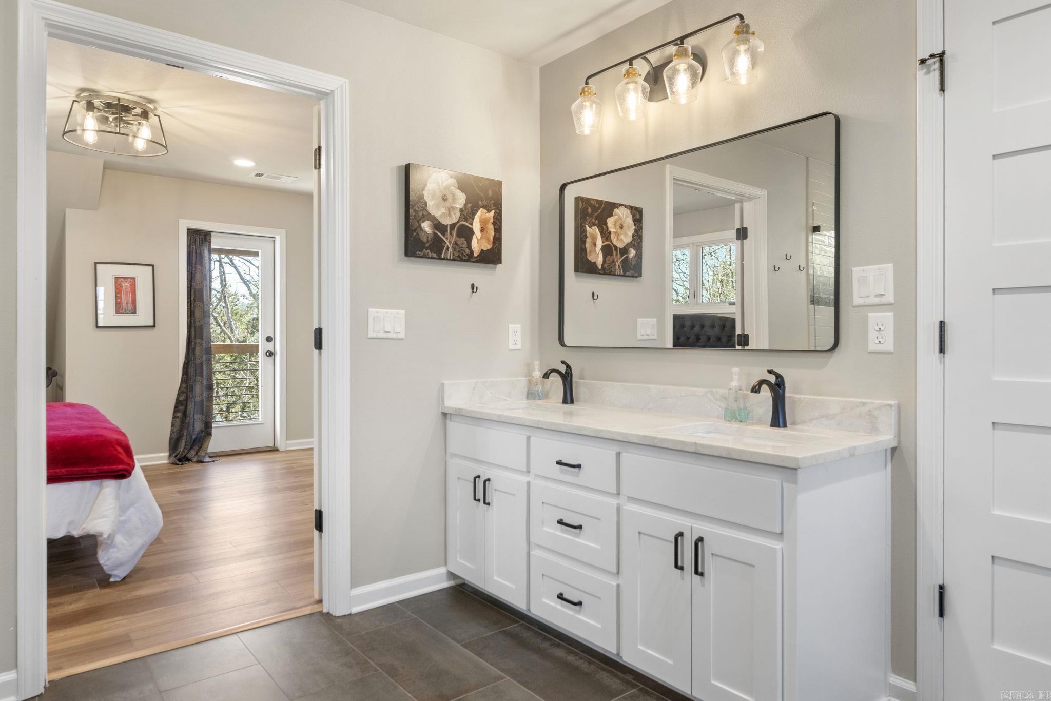 Raynors Ridge - Residential