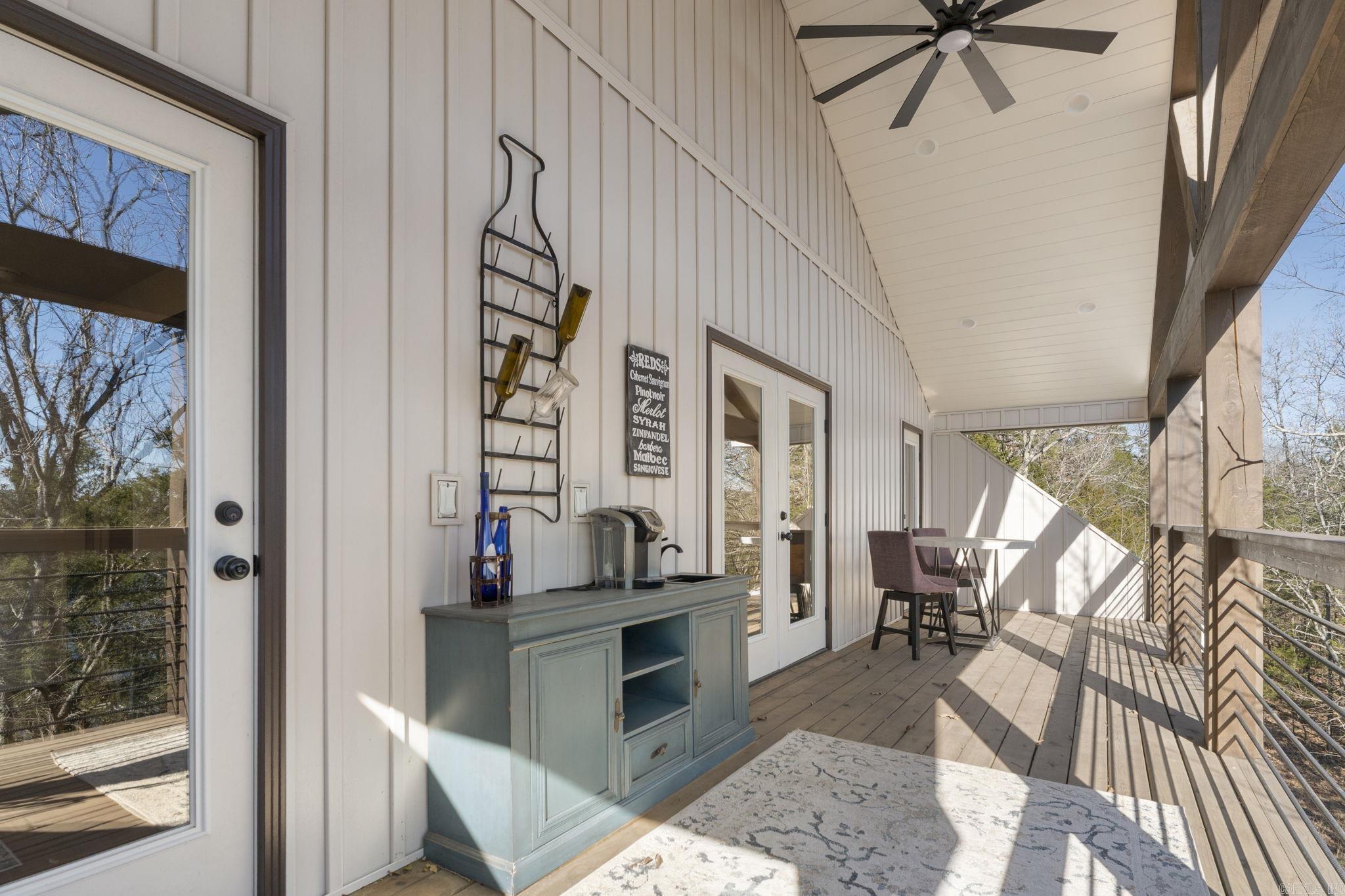 Raynors Ridge - Residential