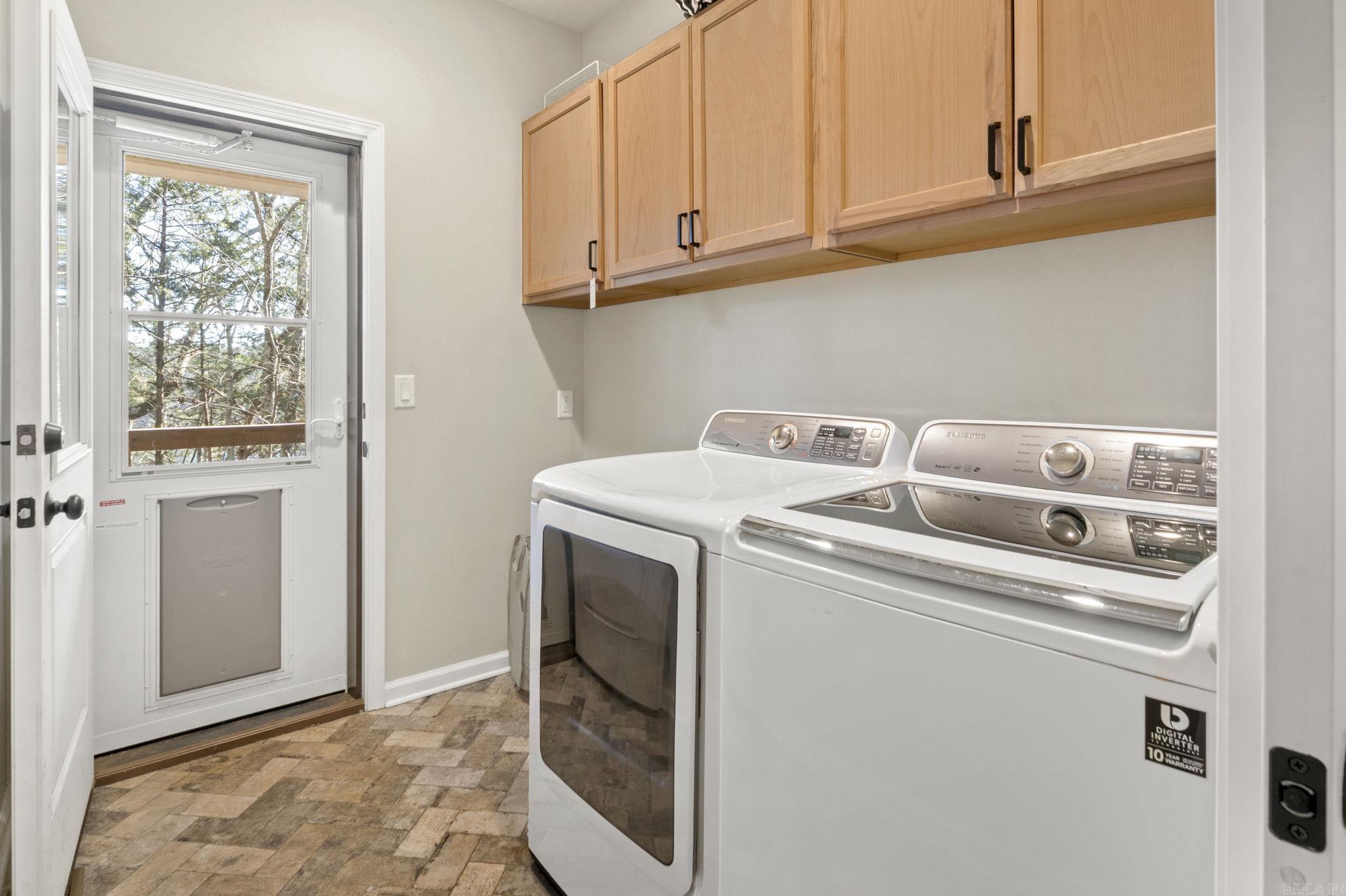 Raynors Ridge - Residential