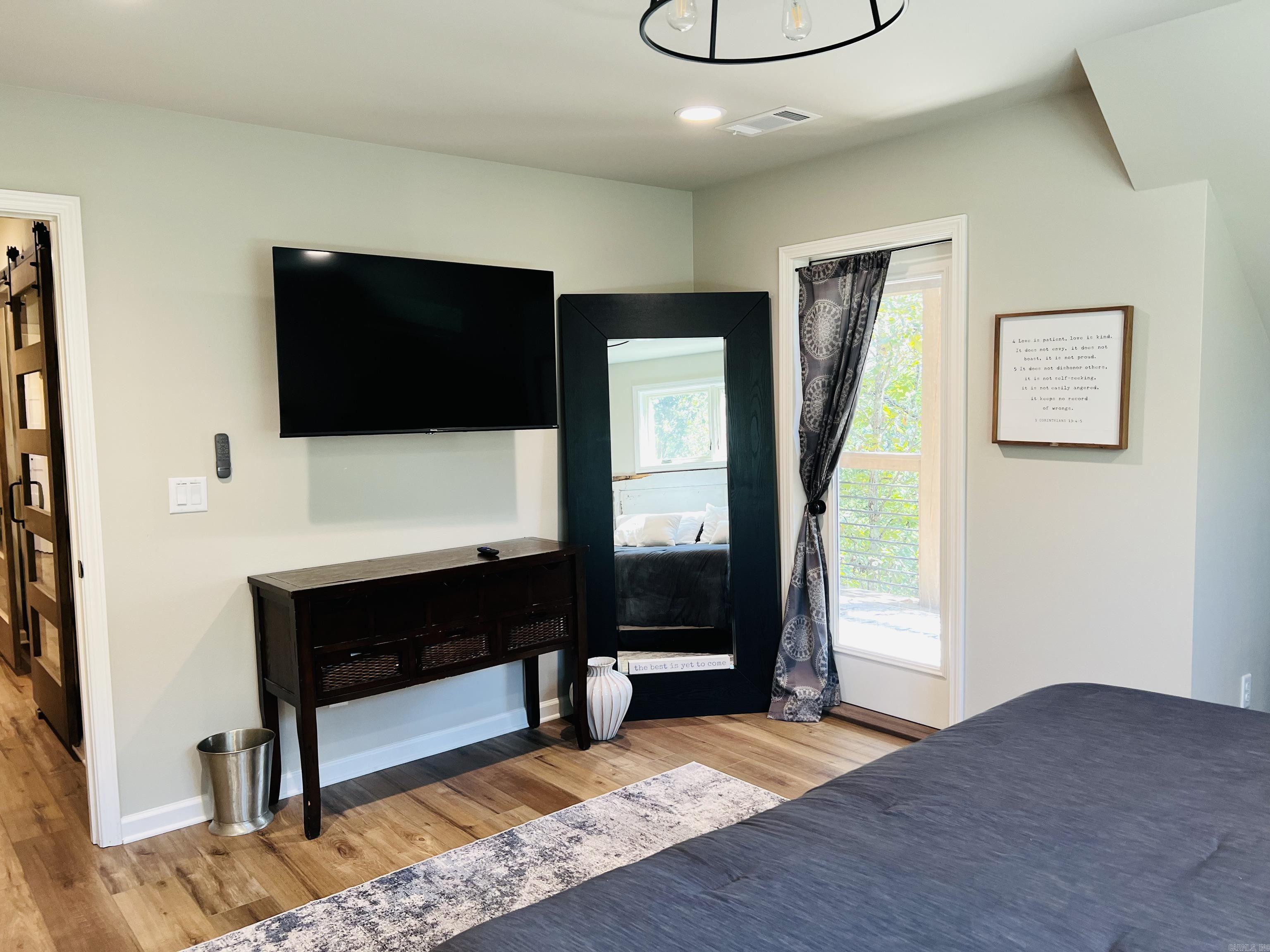 Raynors Ridge - Residential