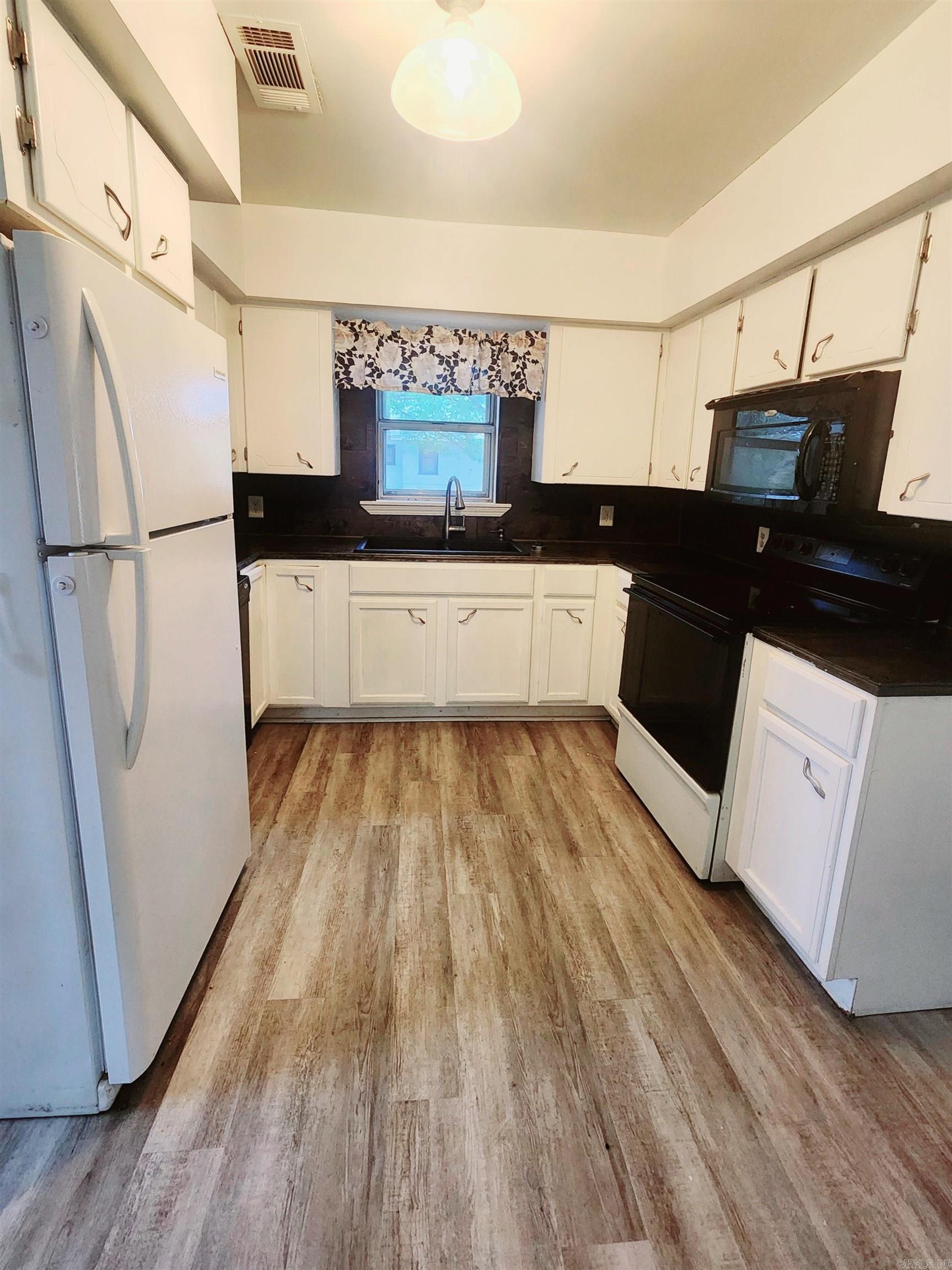 CITY OF RUSSELLVILLE - Residential