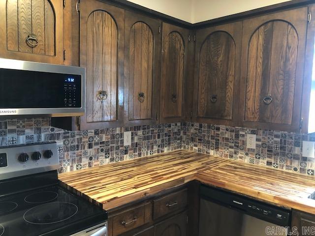 MCMURTRY DAVIS - Residential