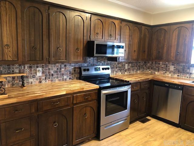 MCMURTRY DAVIS - Residential