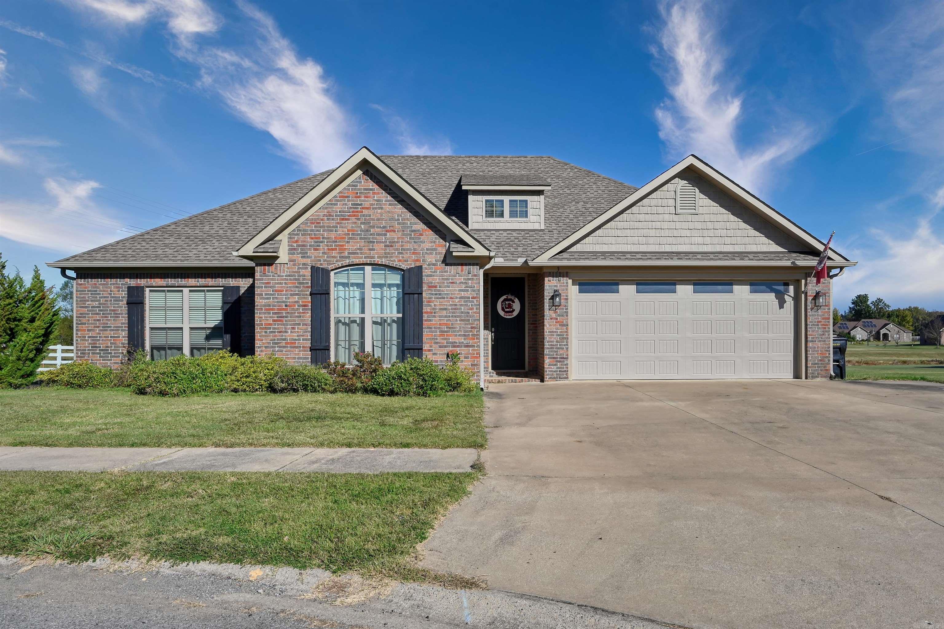 SADDLE CREEK - Residential