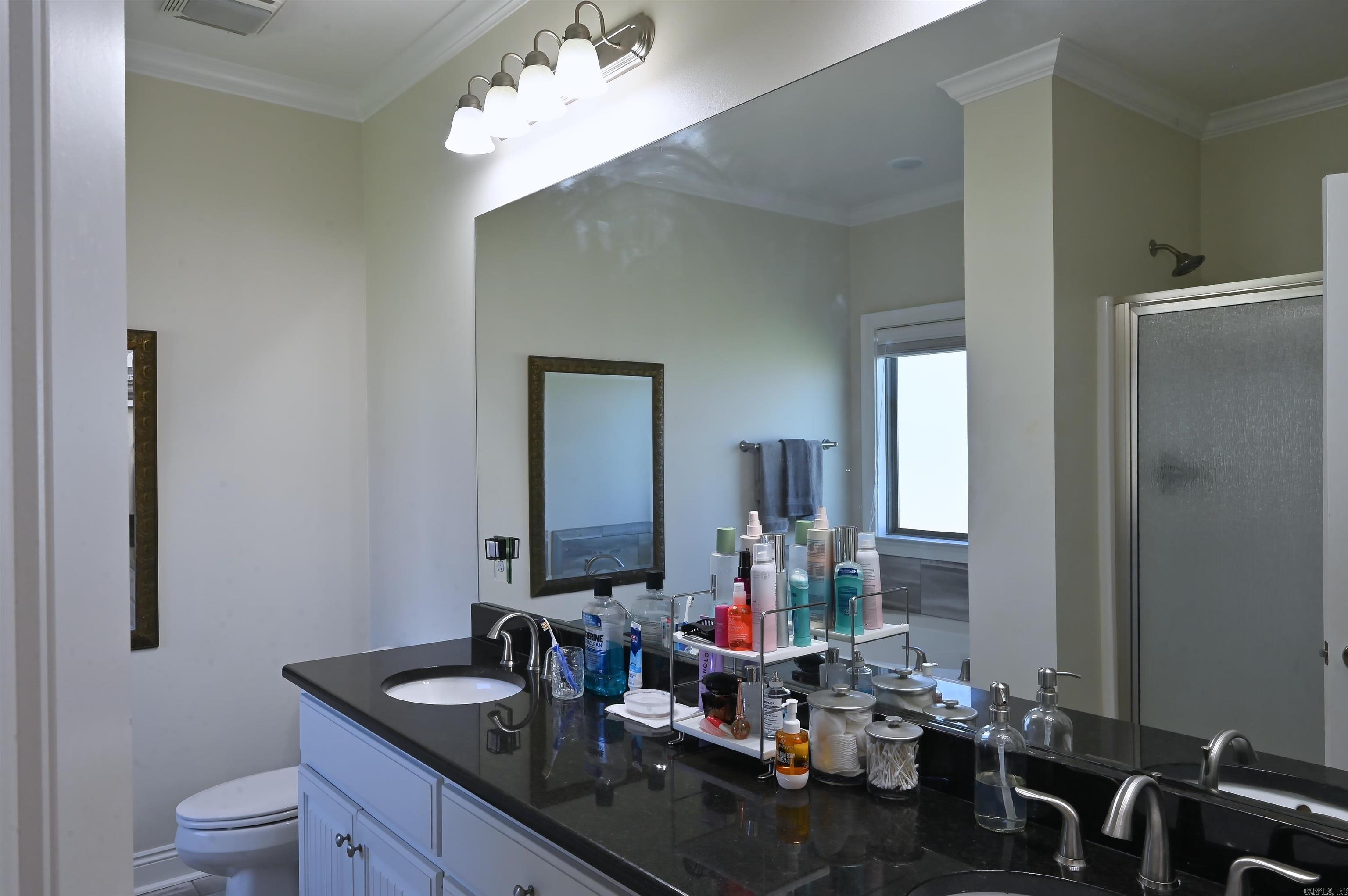 SADDLE CREEK - Residential