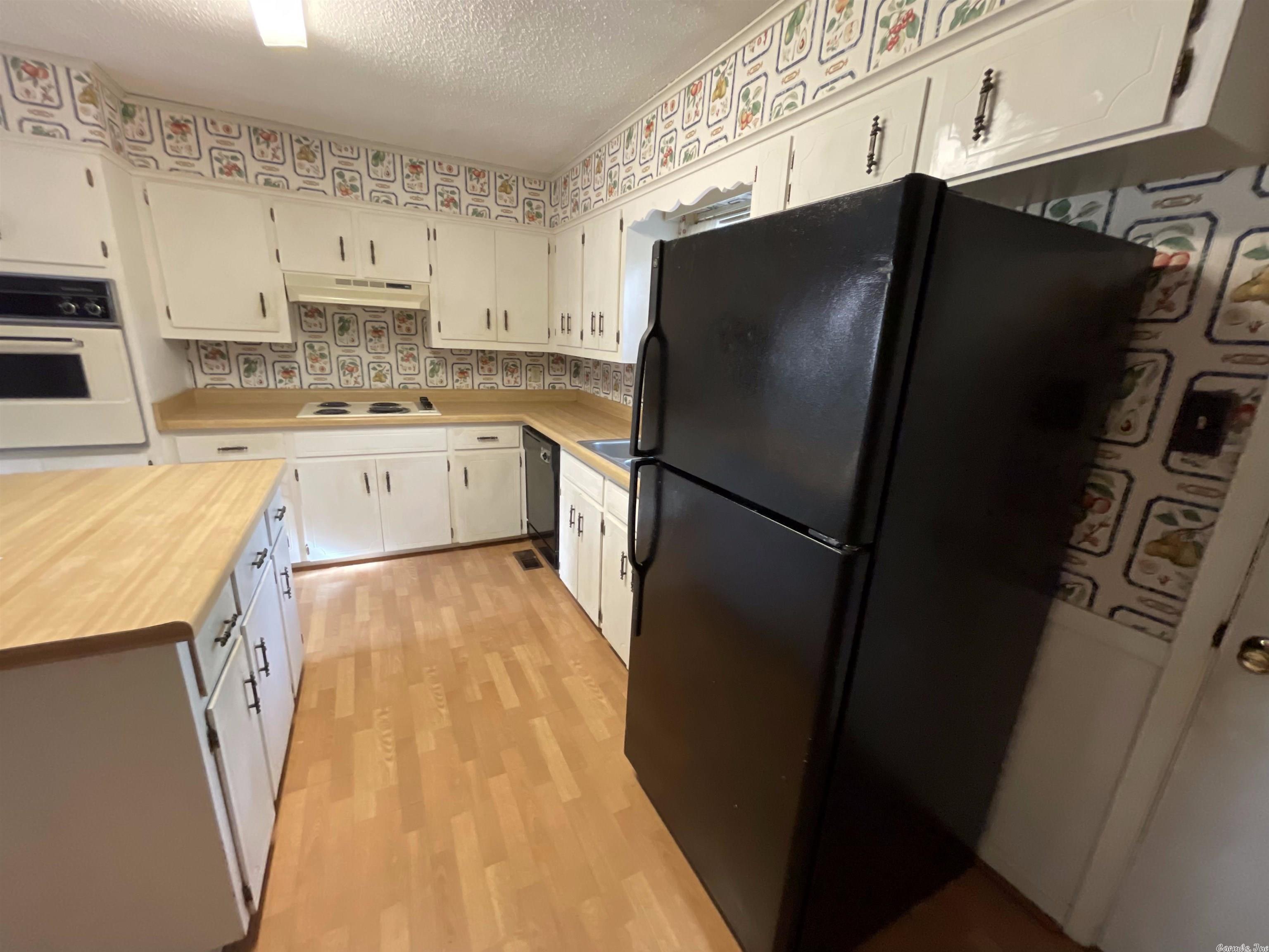 MARLOWE MANOR - Residential