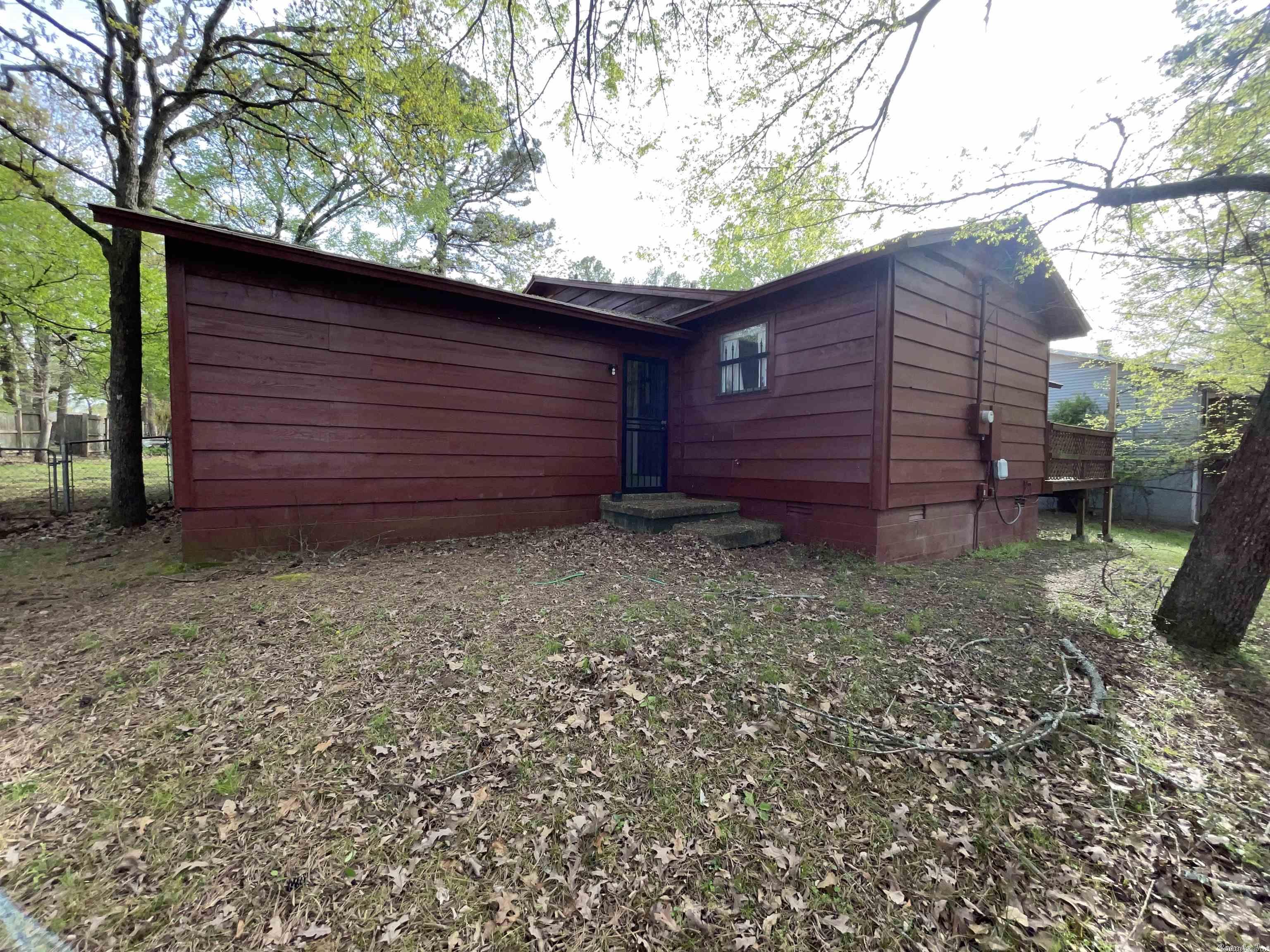 MARLOWE MANOR - Residential