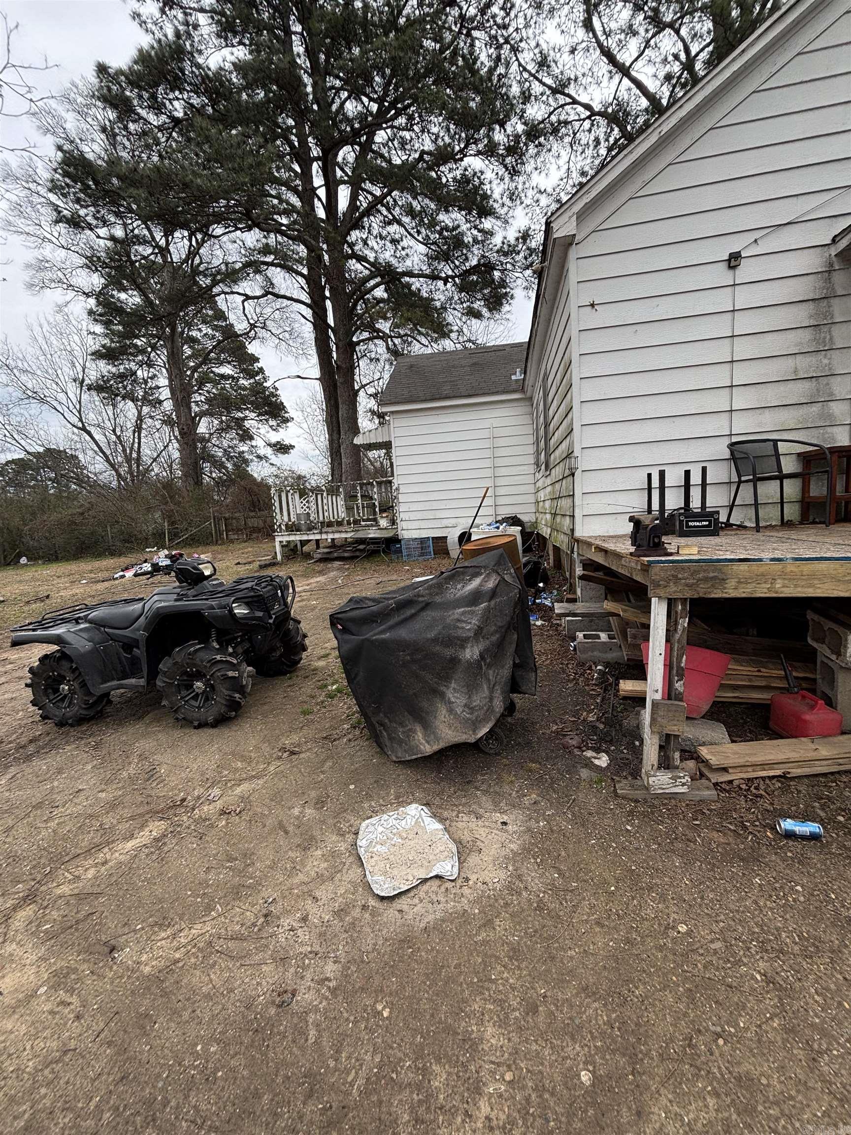 Metes & Bounds - Land