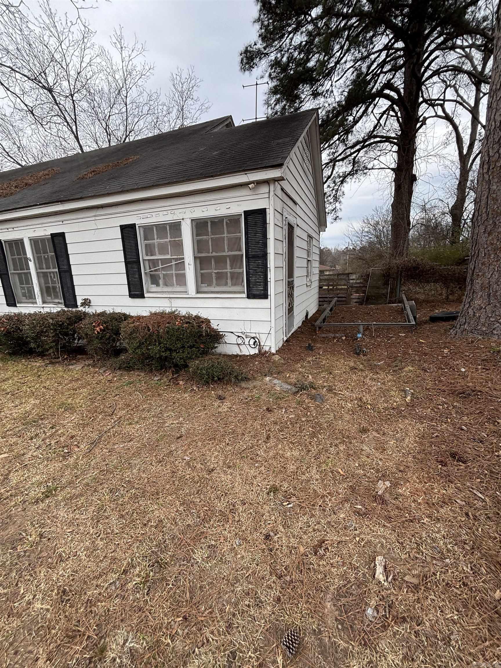 Metes & Bounds - Land