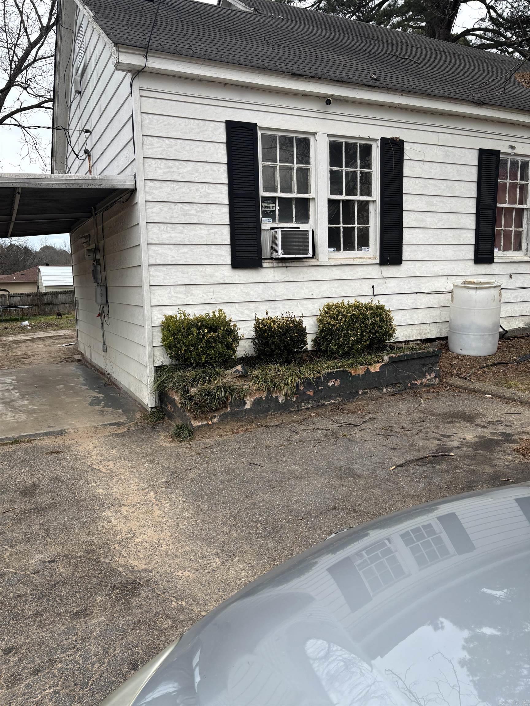 Metes & Bounds - Land