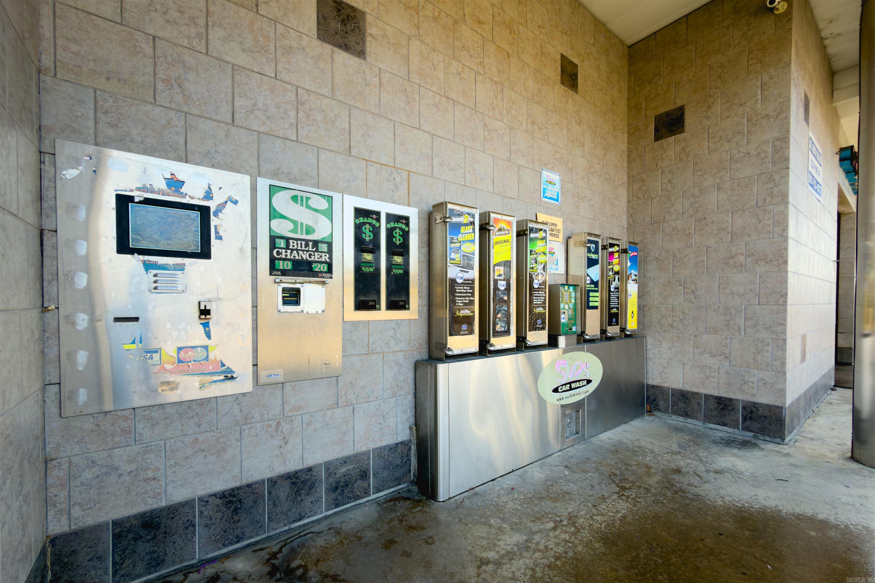 Plainview - Commercial Sale