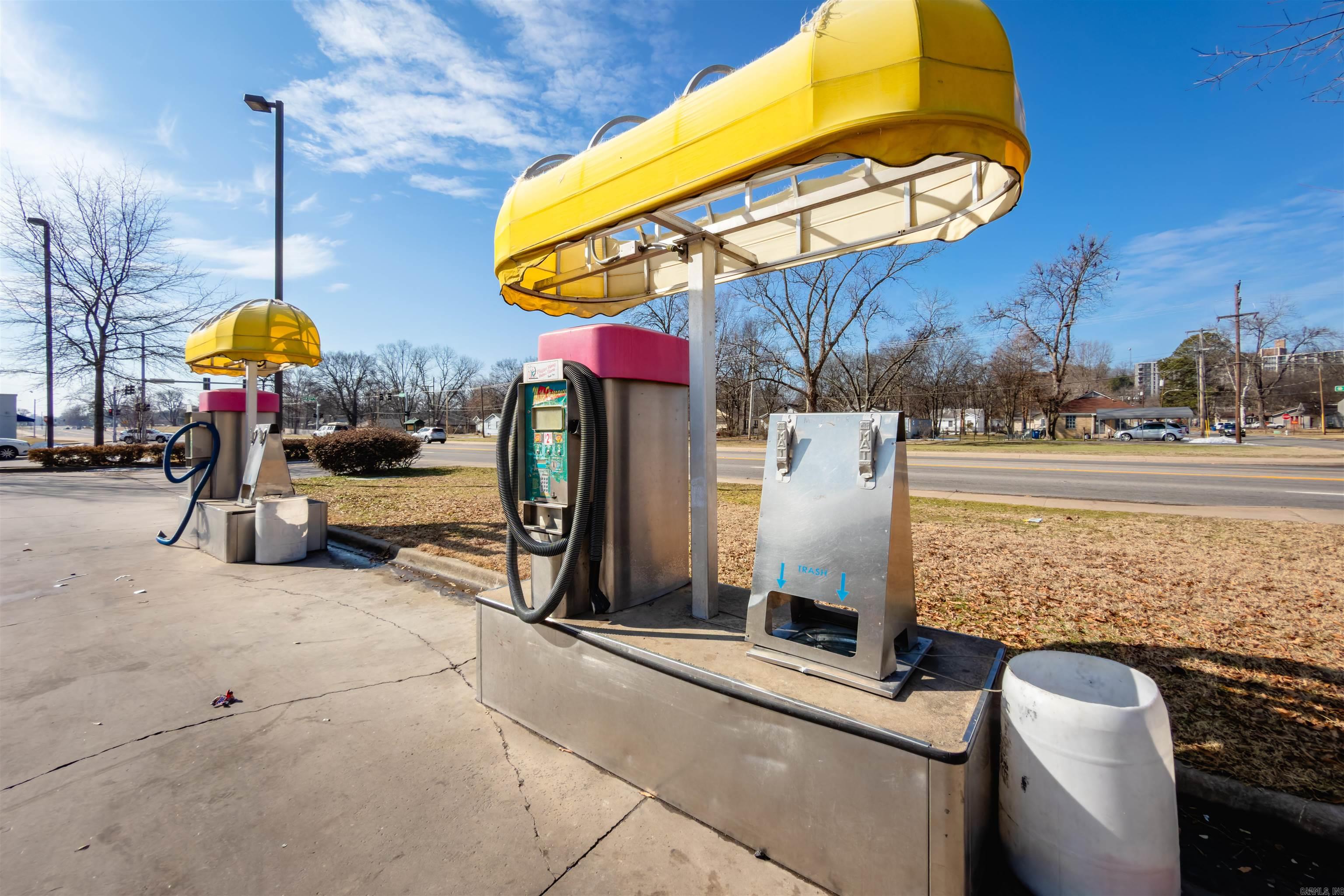 Plainview - Commercial Sale