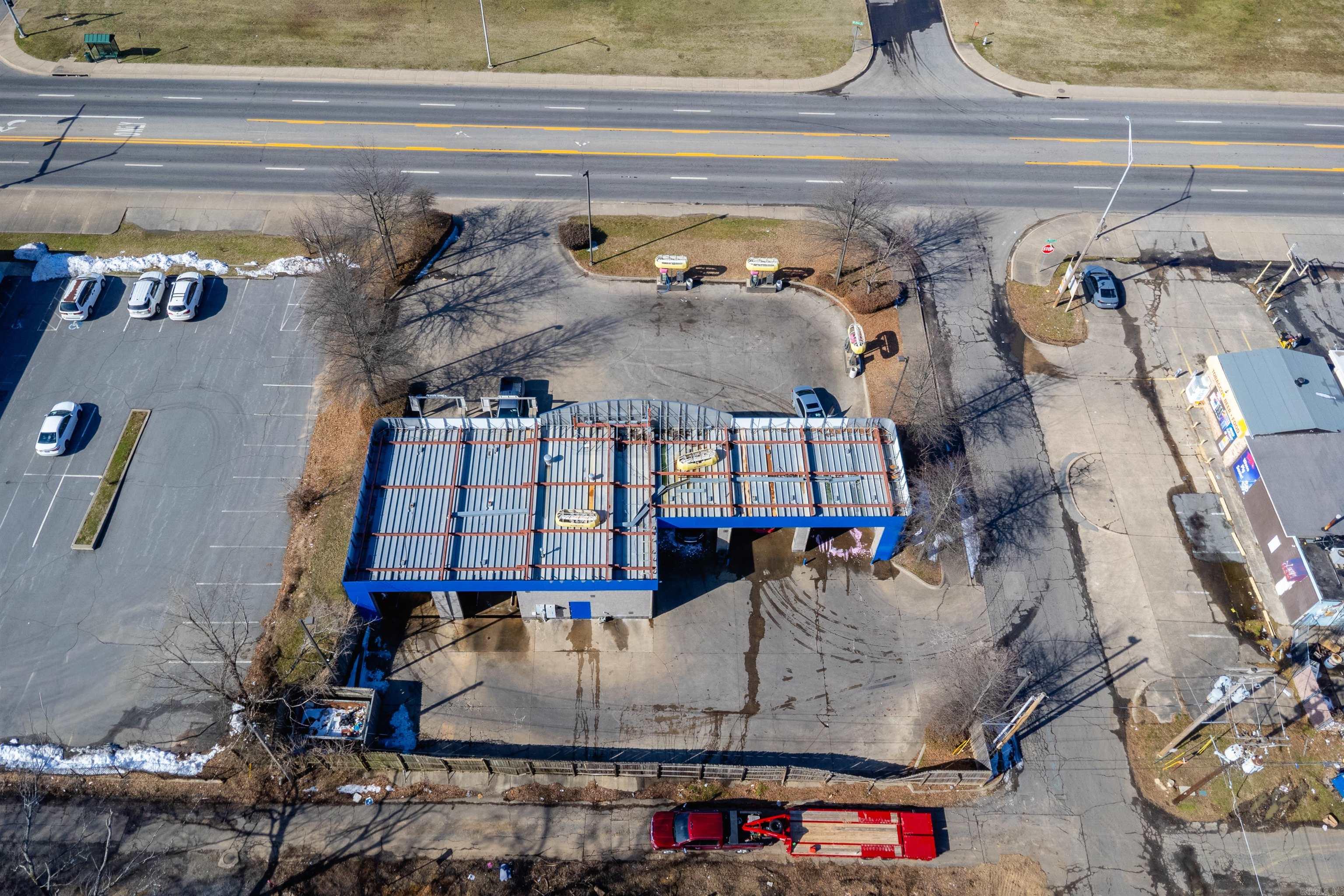 Plainview - Commercial Sale