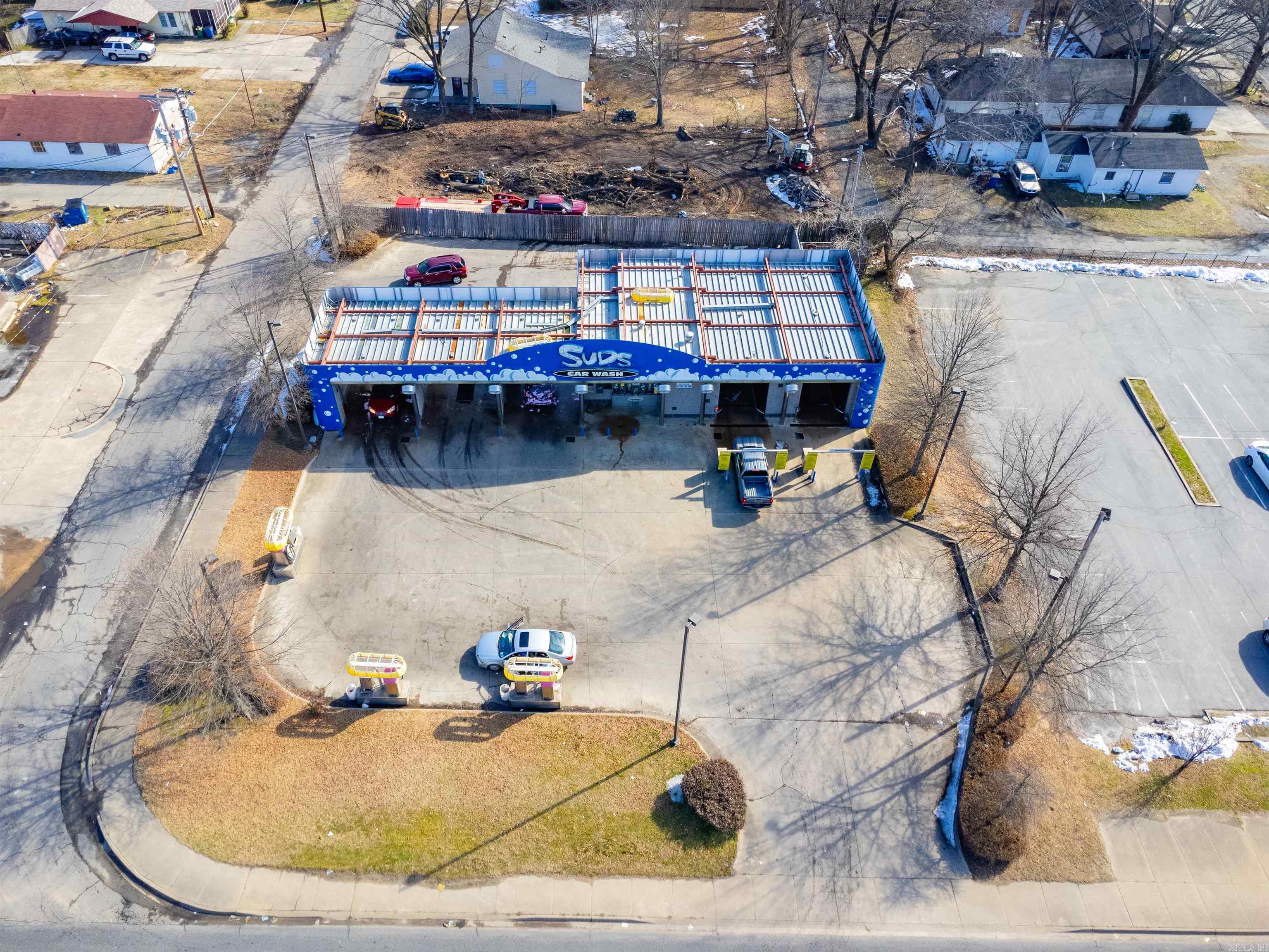 Plainview - Commercial Sale