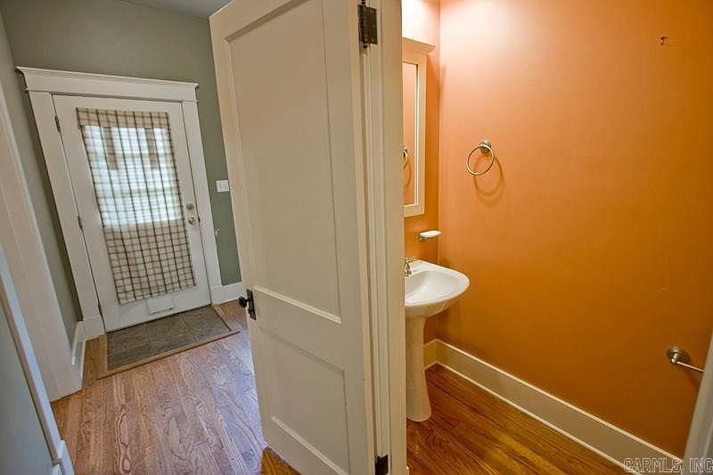 Hill Crest - Residential Lease