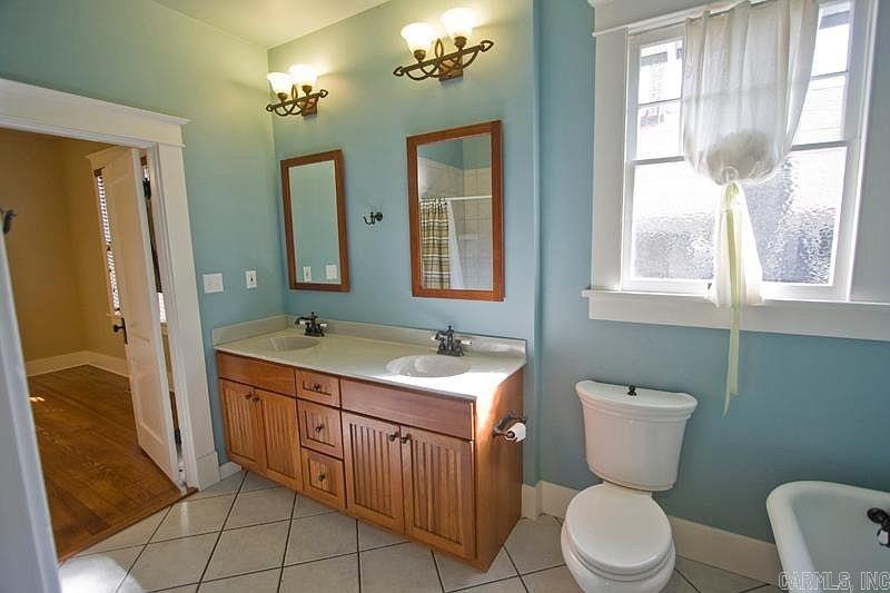 Hill Crest - Residential Lease