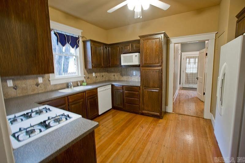 Hill Crest - Residential Lease