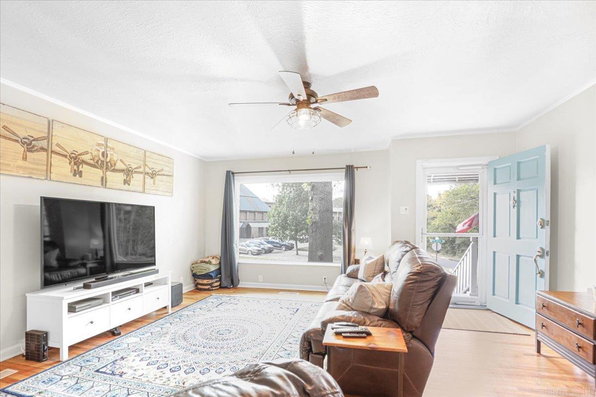 PINE VALLEY EST - Residential