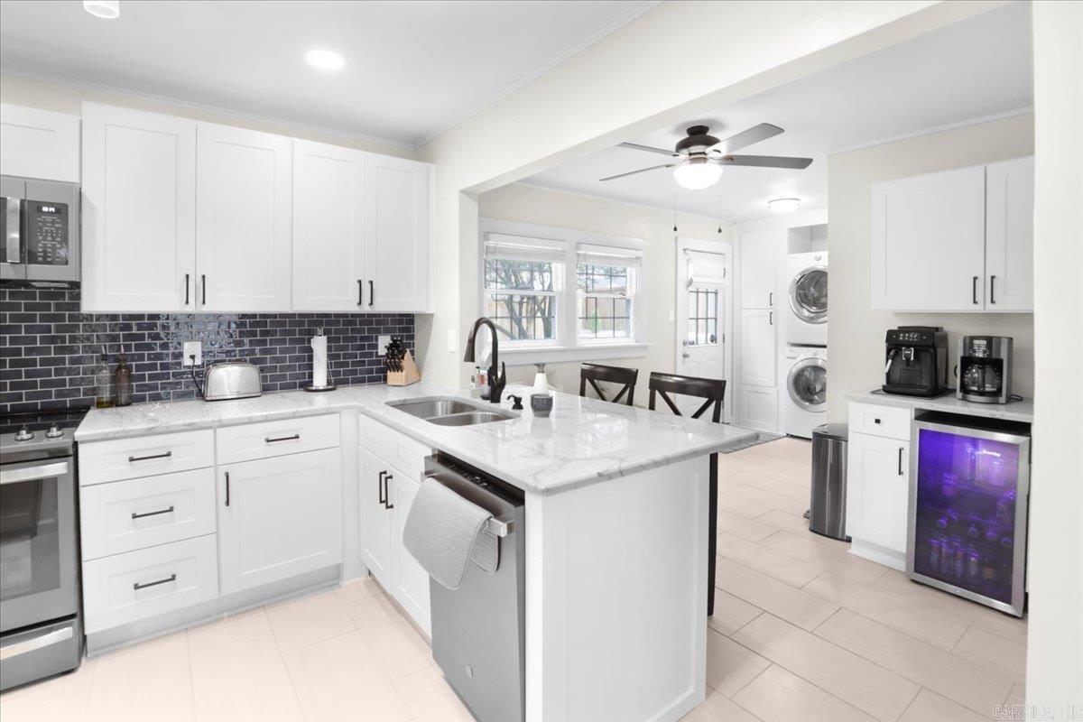 PINE VALLEY EST - Residential