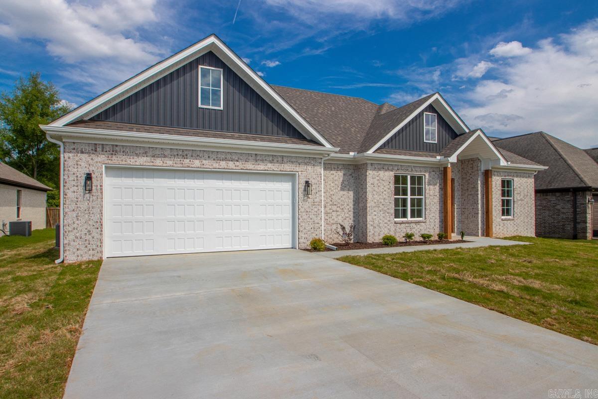 OAKBROOKE - Residential