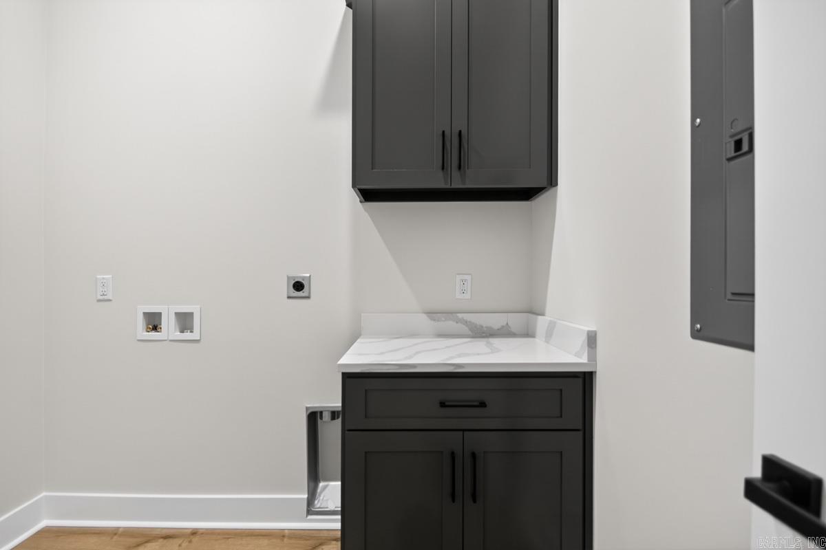 OAKBROOKE - Residential
