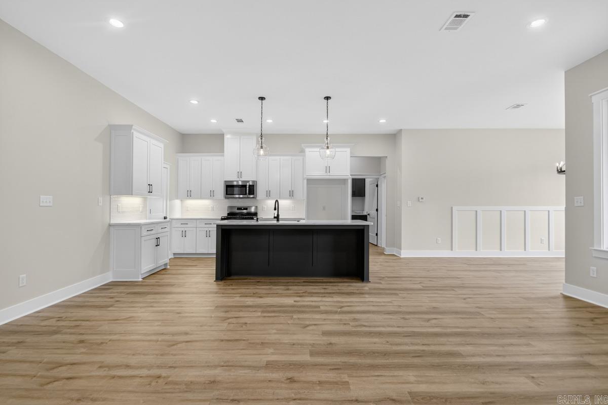 OAKBROOKE - Residential