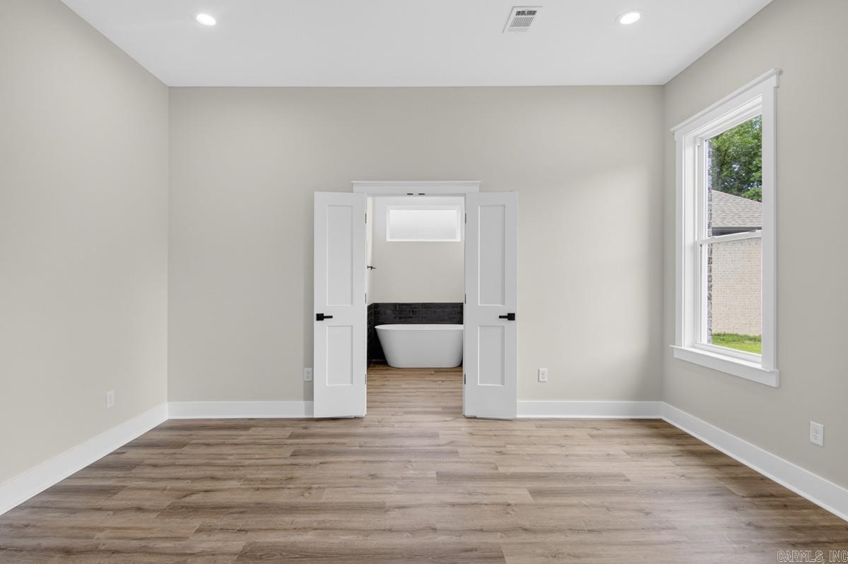 OAKBROOKE - Residential