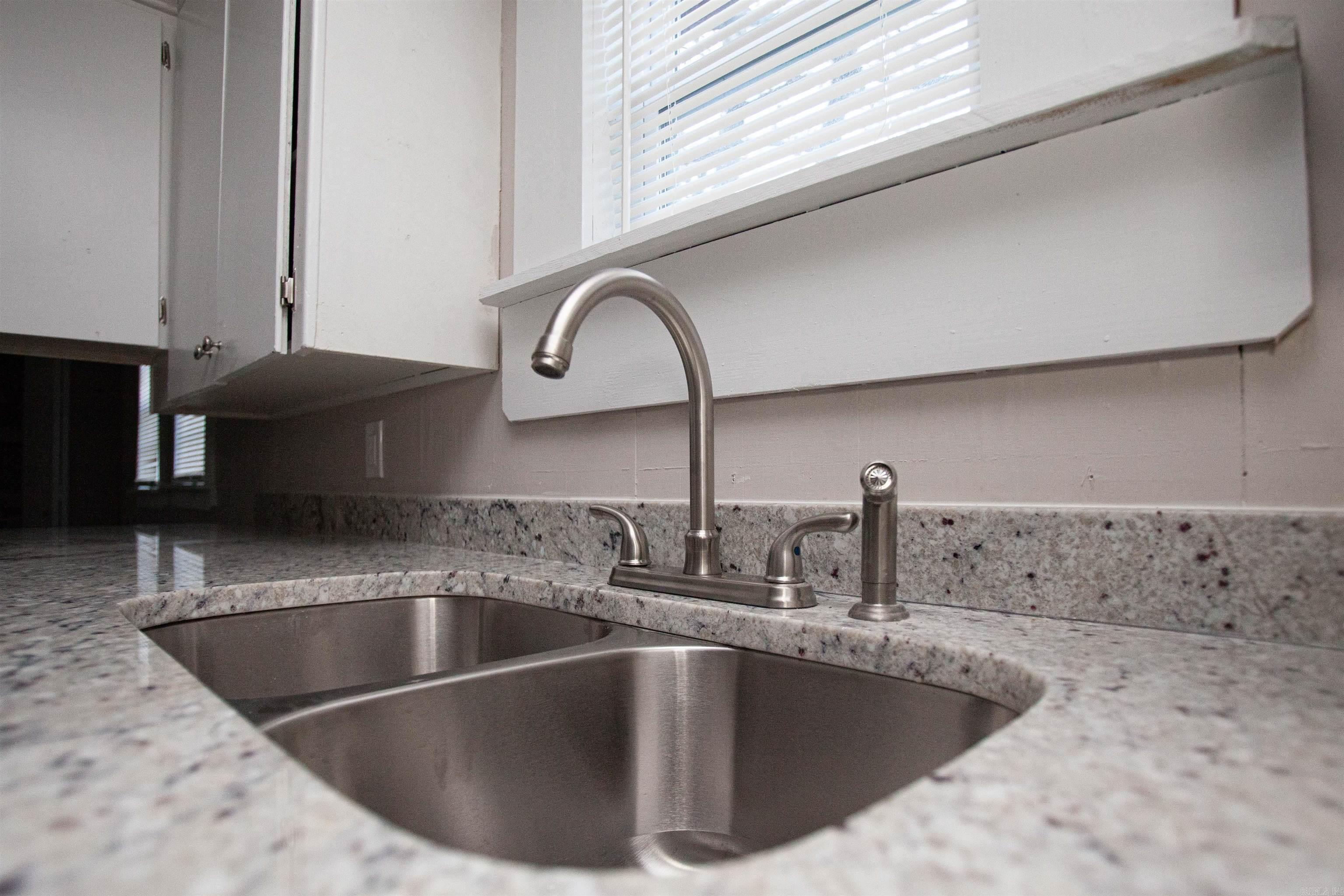 Delta Lawn - Residential Lease