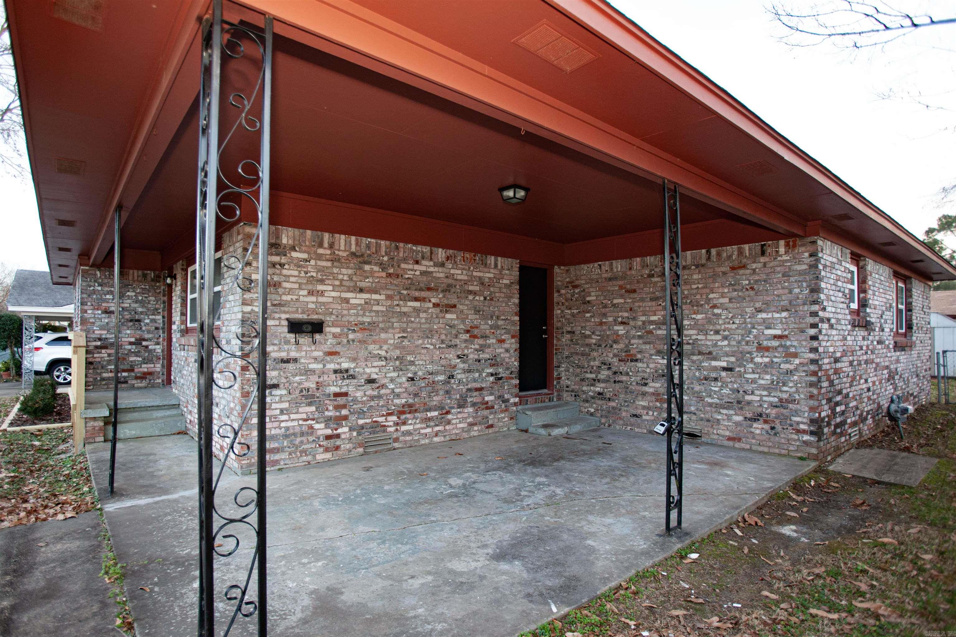 Delta Lawn - Residential Lease