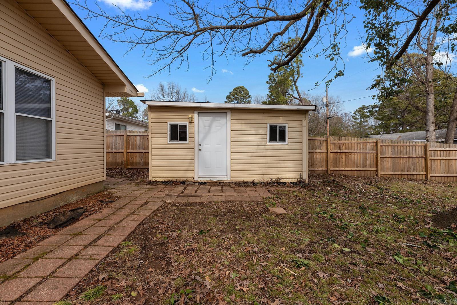 BRIARFIELD - Residential