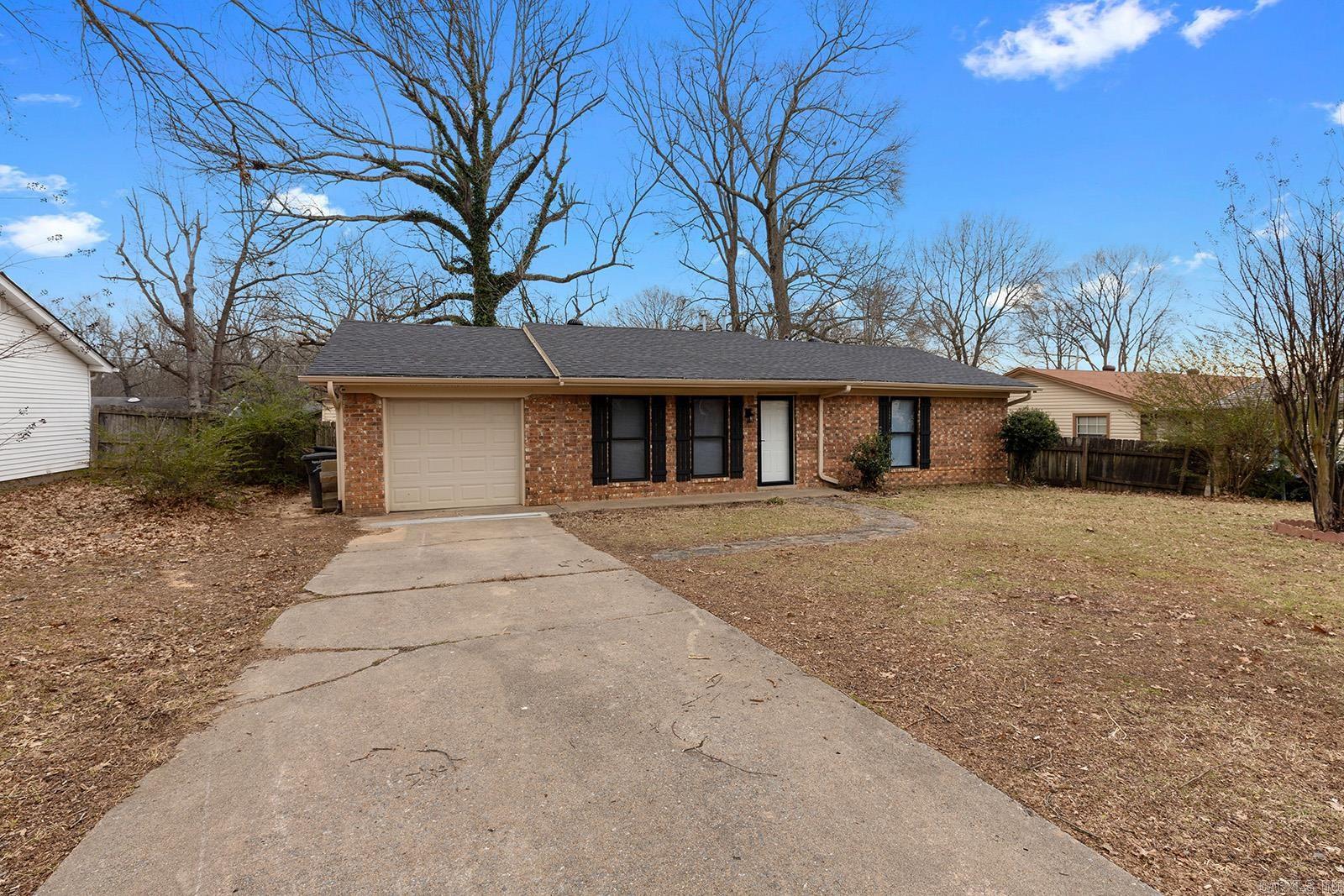 BRIARFIELD - Residential