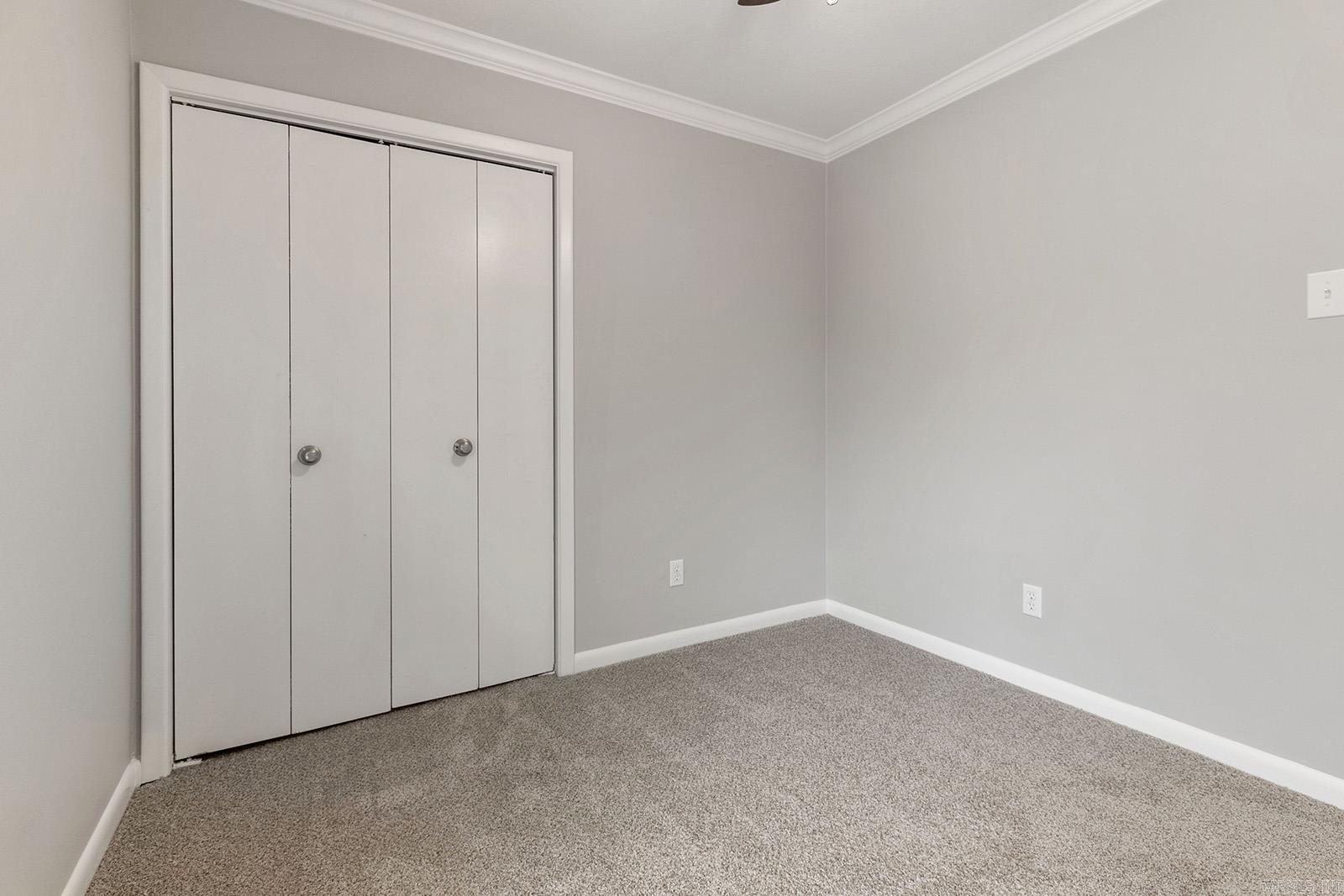 BRIARFIELD - Residential