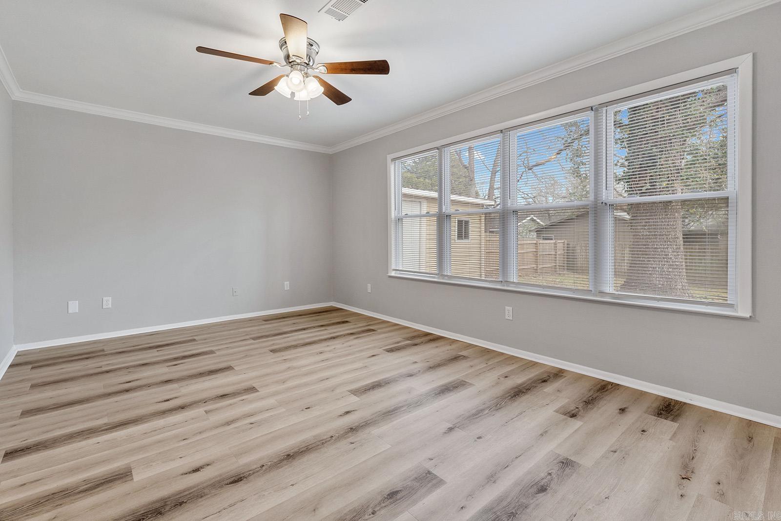 BRIARFIELD - Residential