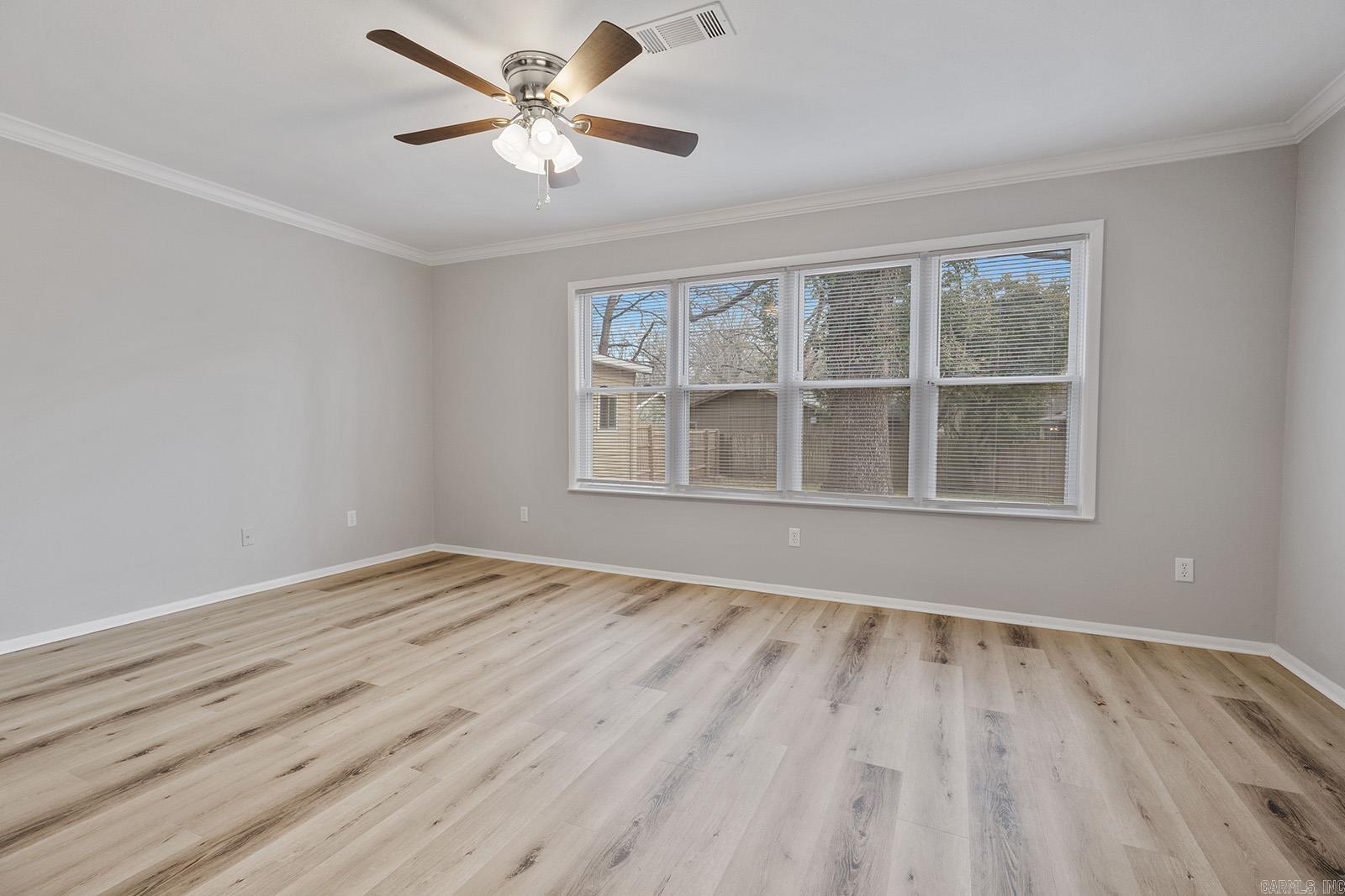 BRIARFIELD - Residential