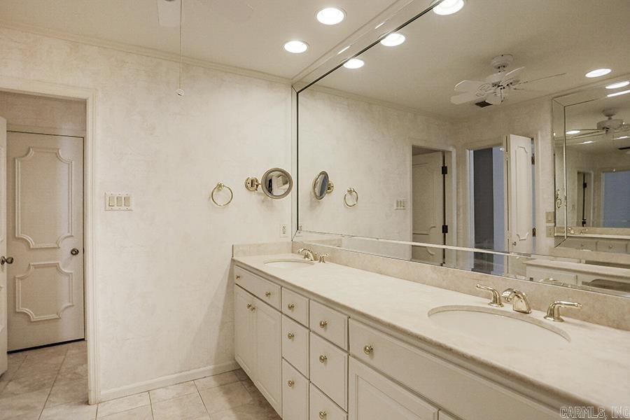 COUNTRY PLACE HPR - Residential