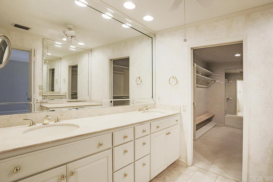 COUNTRY PLACE HPR - Residential