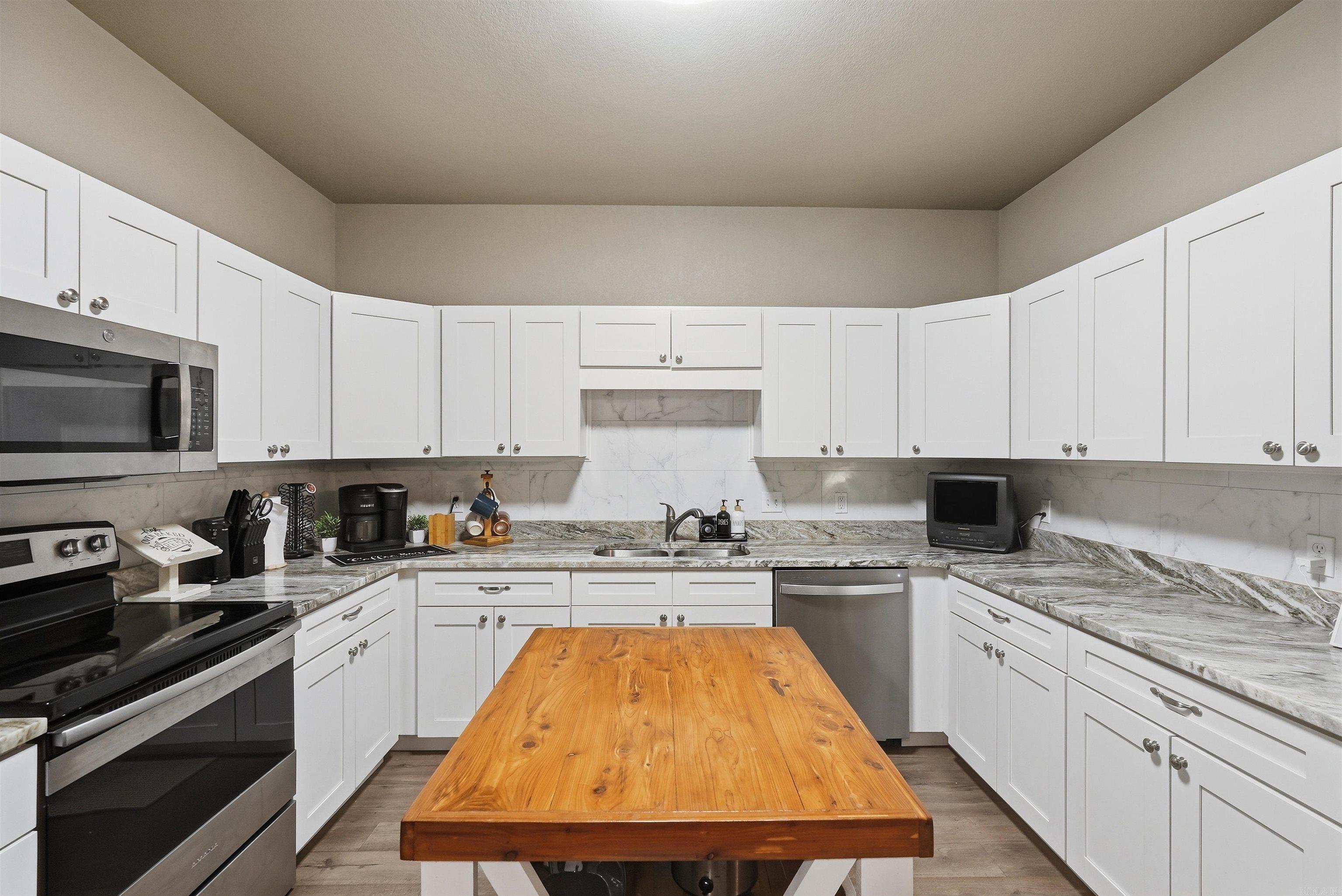 WOODED ACRES - Residential