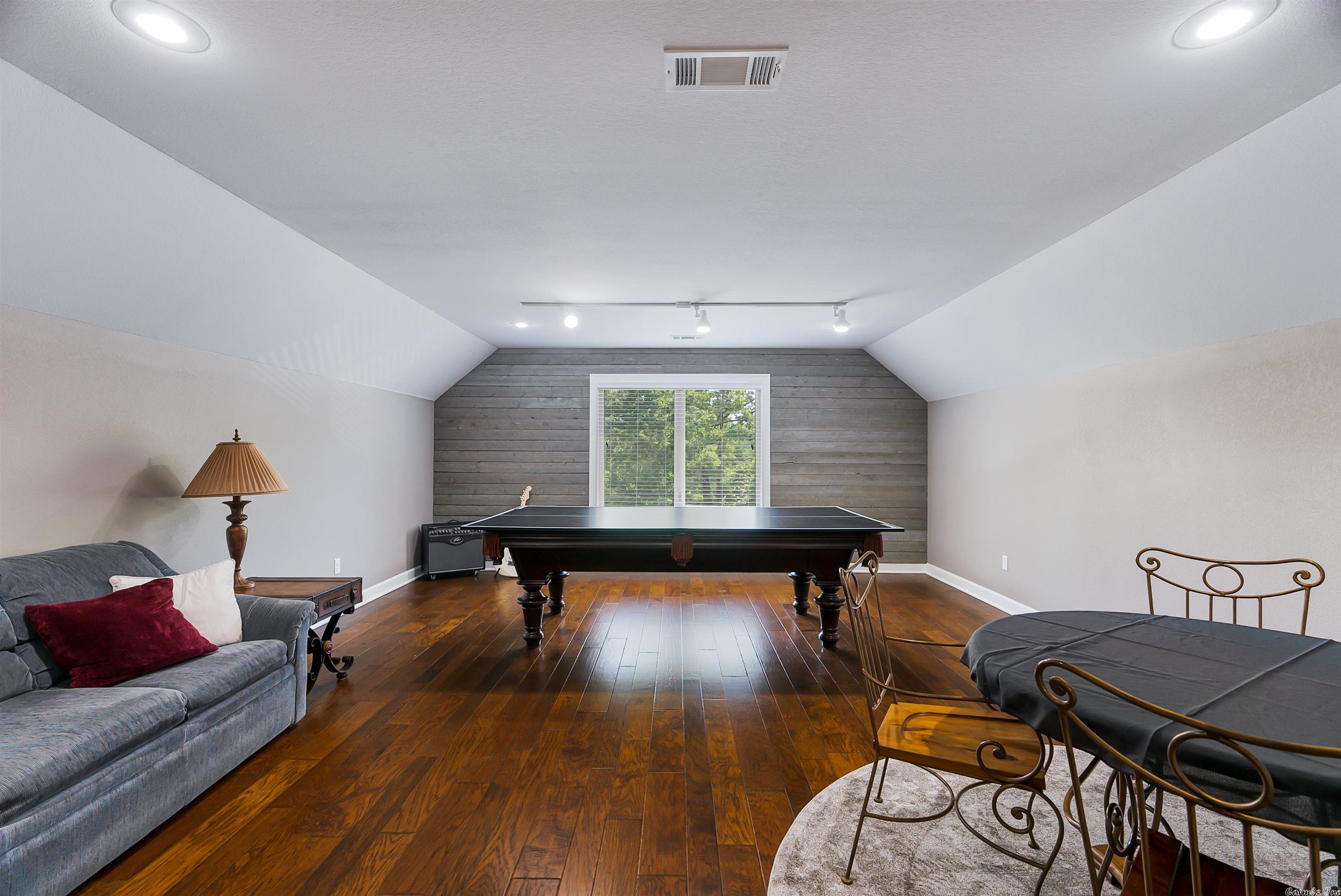 WESTCLIFFE - Residential