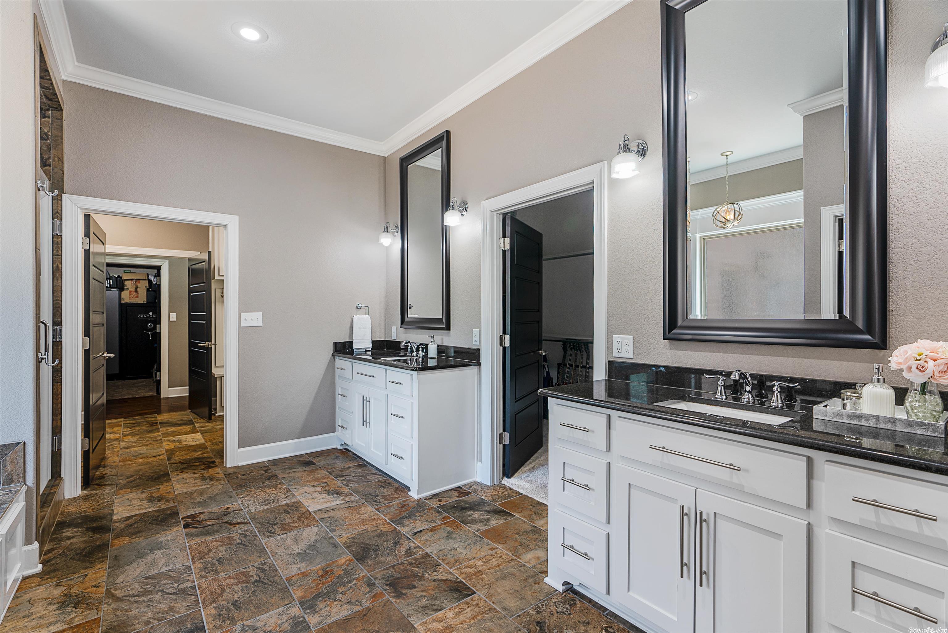 WESTCLIFFE - Residential