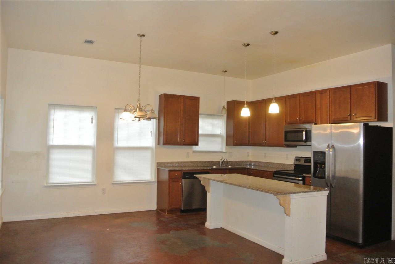 Jones & Worthen - Residential Lease