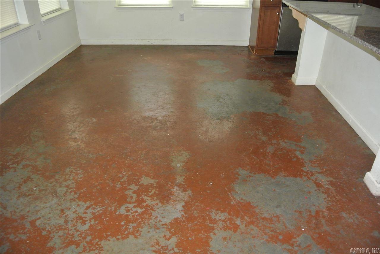 Jones & Worthen - Residential Lease