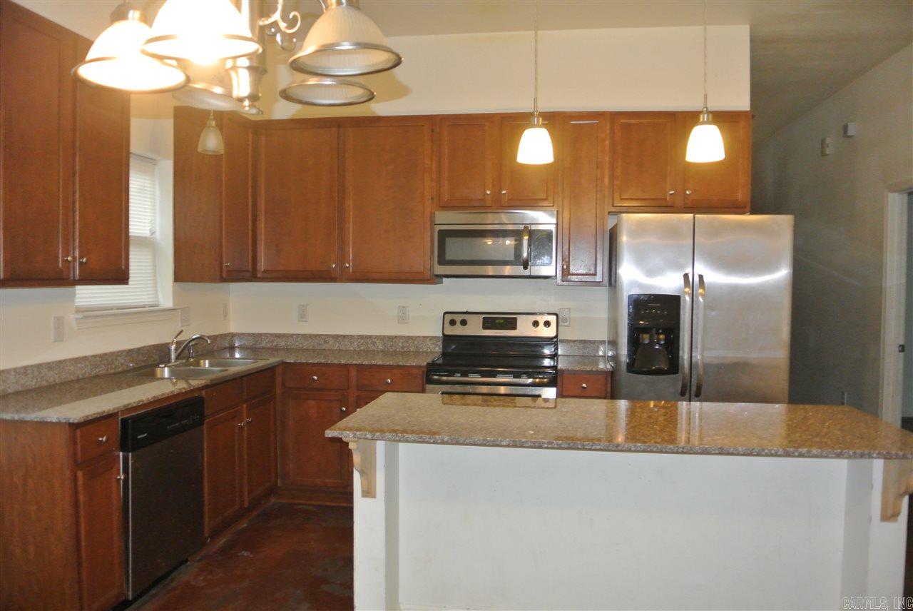 Jones & Worthen - Residential Lease